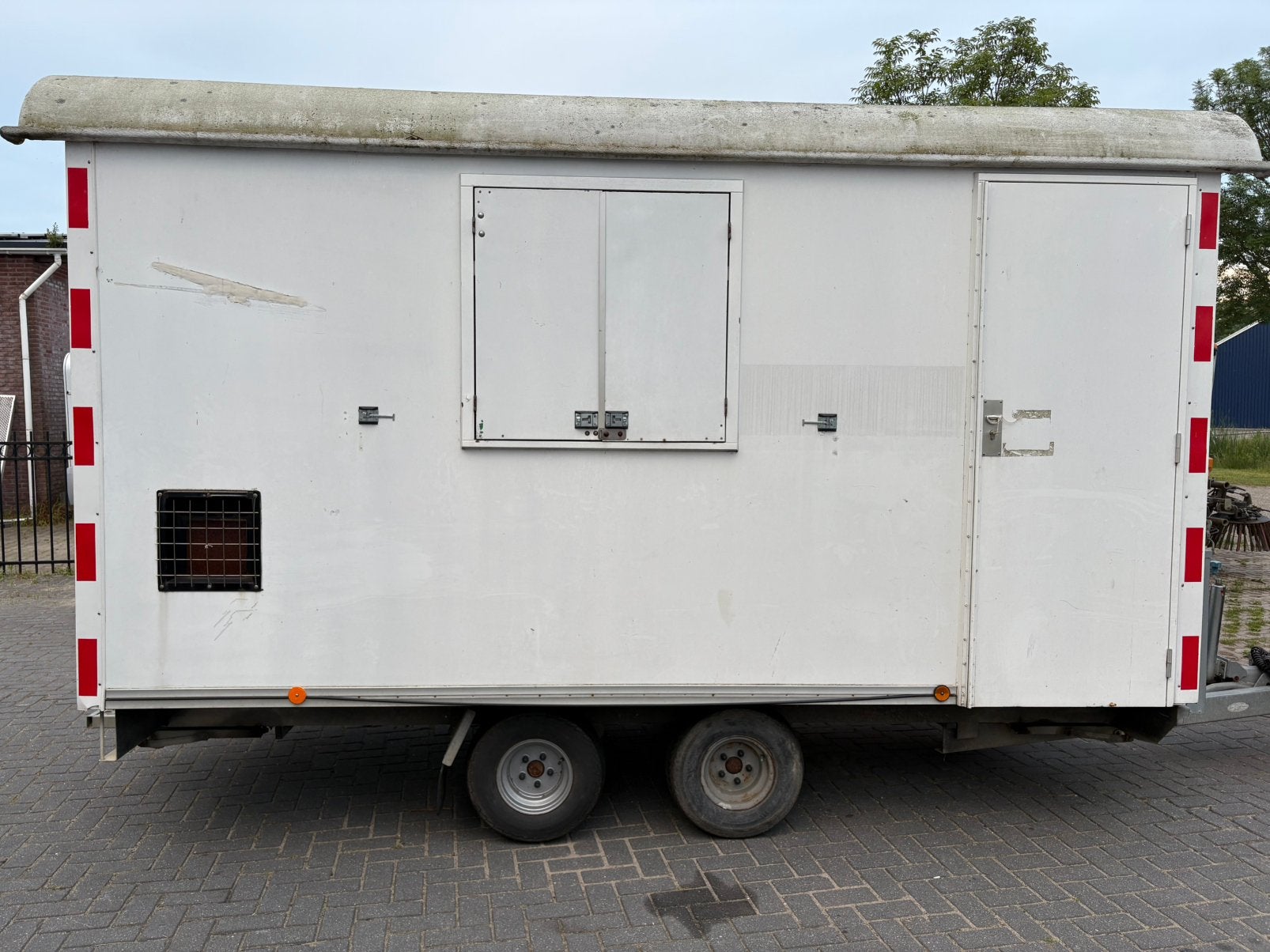 Te koop snelverkeer schaftwagen bouwkeet tandemasser netjes!, Ophalen