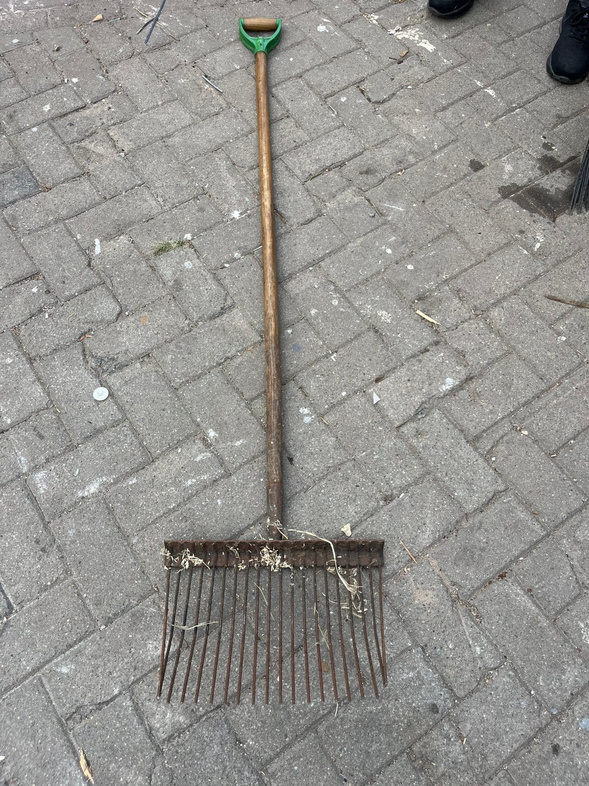 Mestvork voor vlas / zaagsel, Tuin en Terras, Ophalen, Zo goed als nieuw