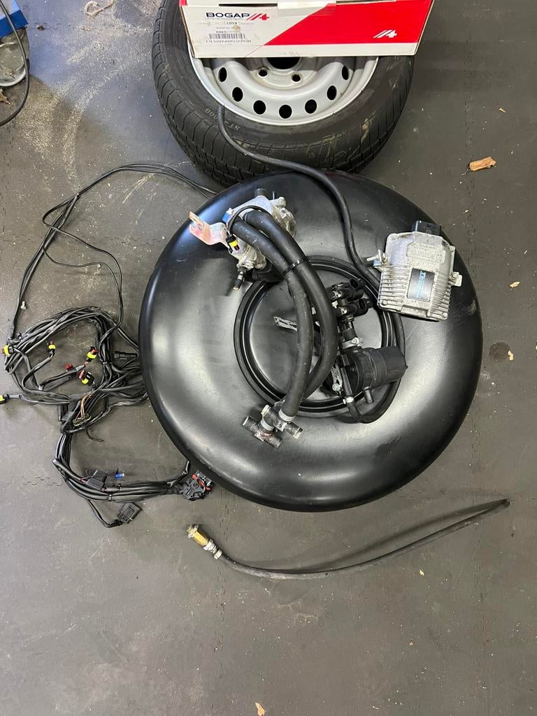 Fiat punto twinair 0.9 LPG GAS TANK INSTALTIE COMPLEET!, Ophalen, Gebruikt, Fiat