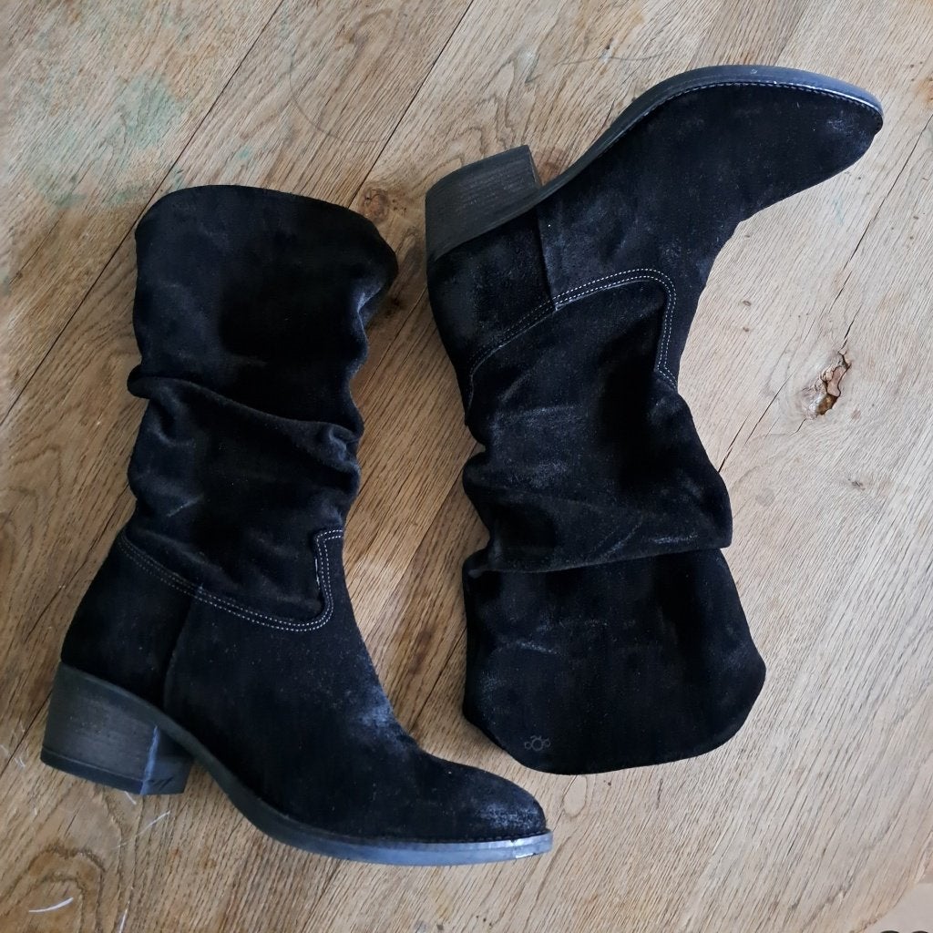 Laarzen western zwart suede maat 42, nauwelijks gedragen, Kleding | Dames, Hoge laarzen, Zwart, Ophalen of Verzenden, Onbekend