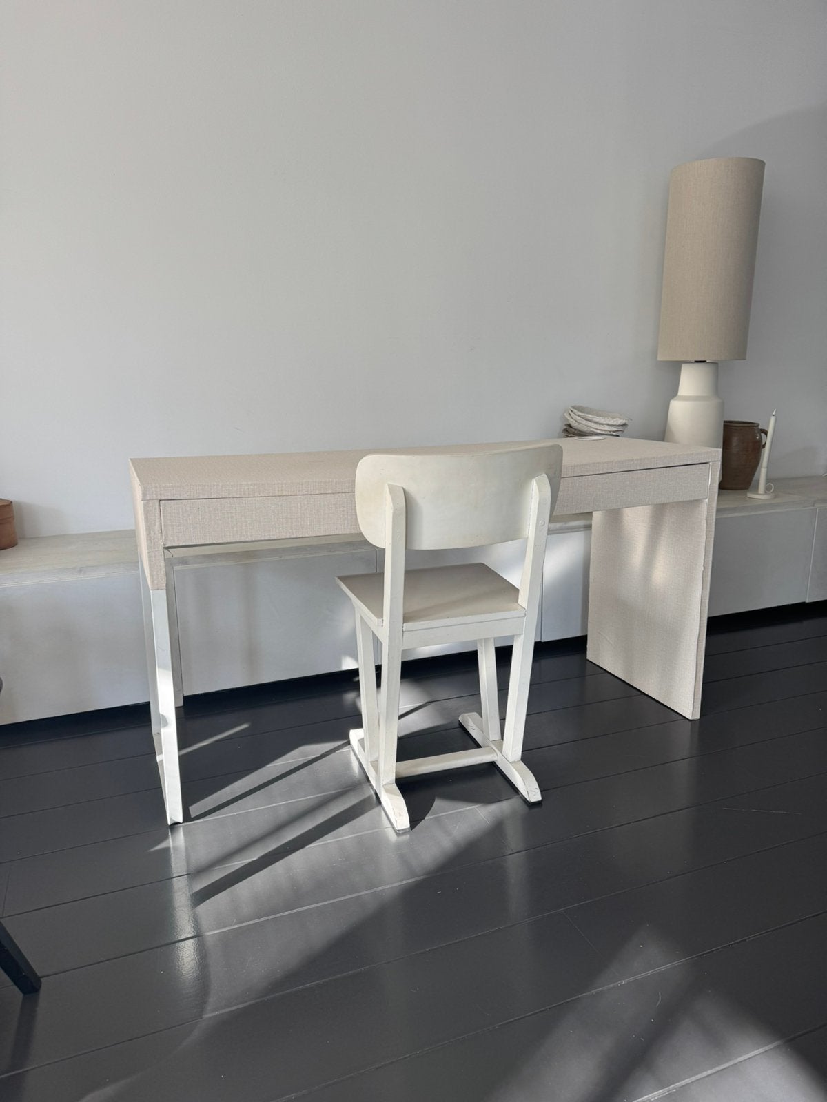 Micke bureau + hk living stoel + ikea nachtkastje, Ophalen, Kabelgoot, Gebruikt, IKEA