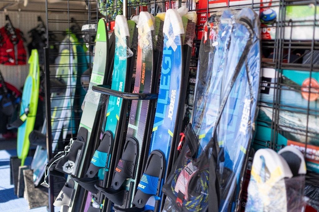 GROOTSTE WATERSPORTSHOP VAN MIDDEN EN OOST NEDERLAND, Ophalen of Verzenden, Nieuw, Motor en Techniek, Motorboot