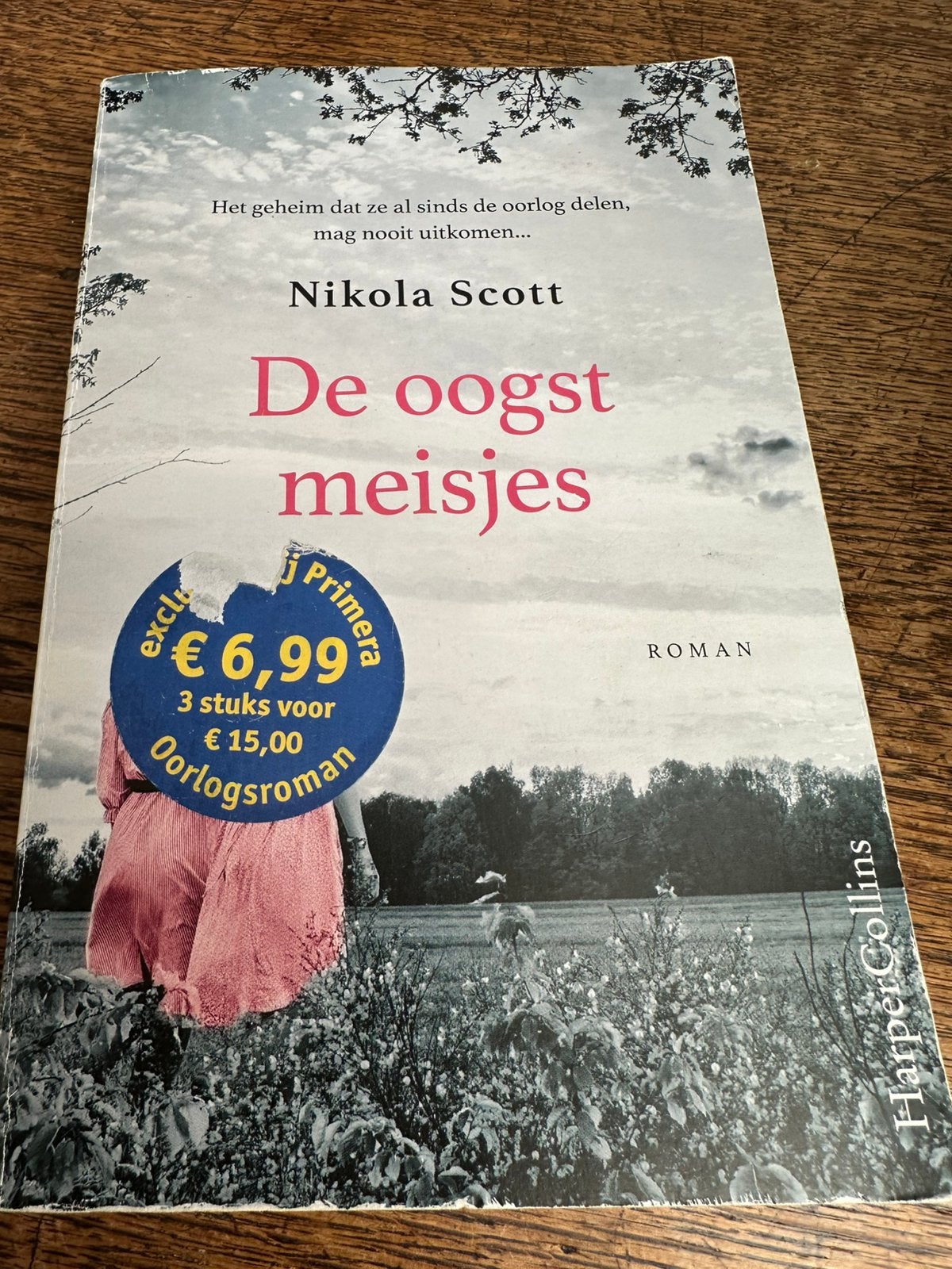 Nikola Scott: De oogst meisjes, Ophalen of Verzenden, Zo goed als nieuw