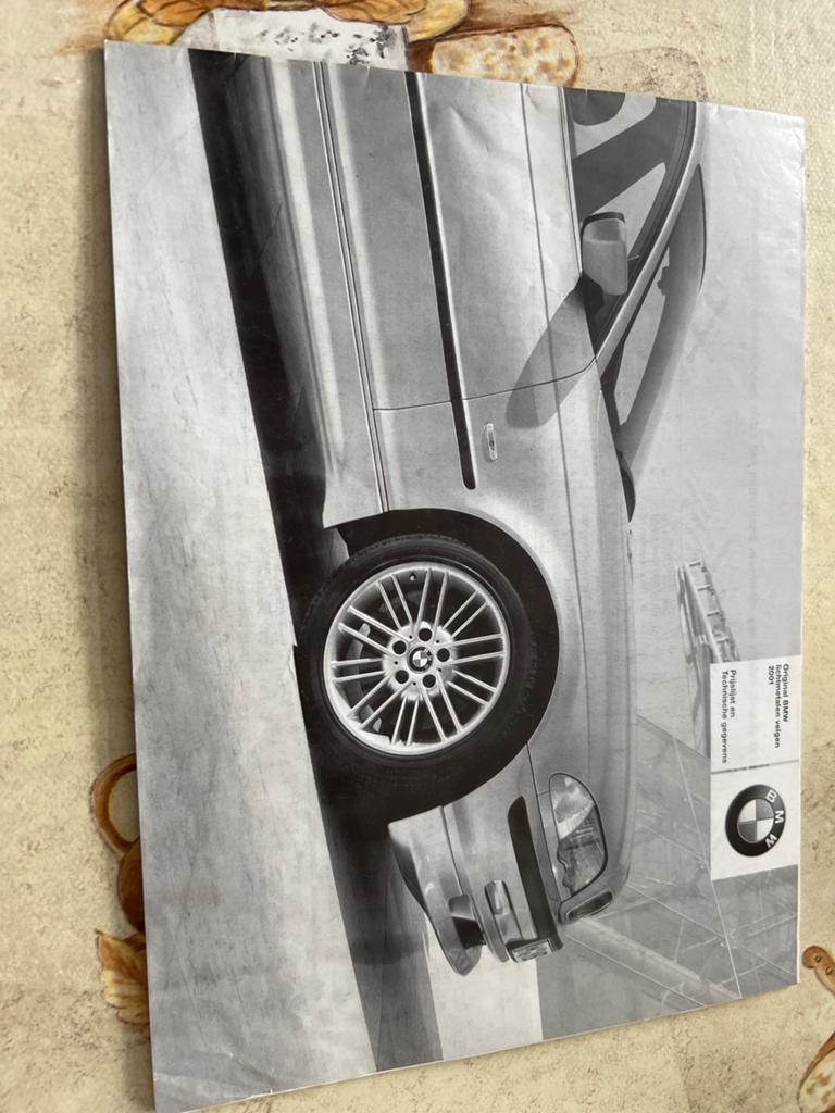 Originele BMW 2005 Lichtmetalen Velgen Brochure, Ophalen of Verzenden, Zo goed als nieuw, BMW