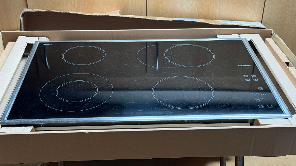 SIEMENS Inbouw Keramische kookplaat - 4 Zones 77 x 55cm, Ophalen, Inbouw, Keramisch, 4 kookzones
