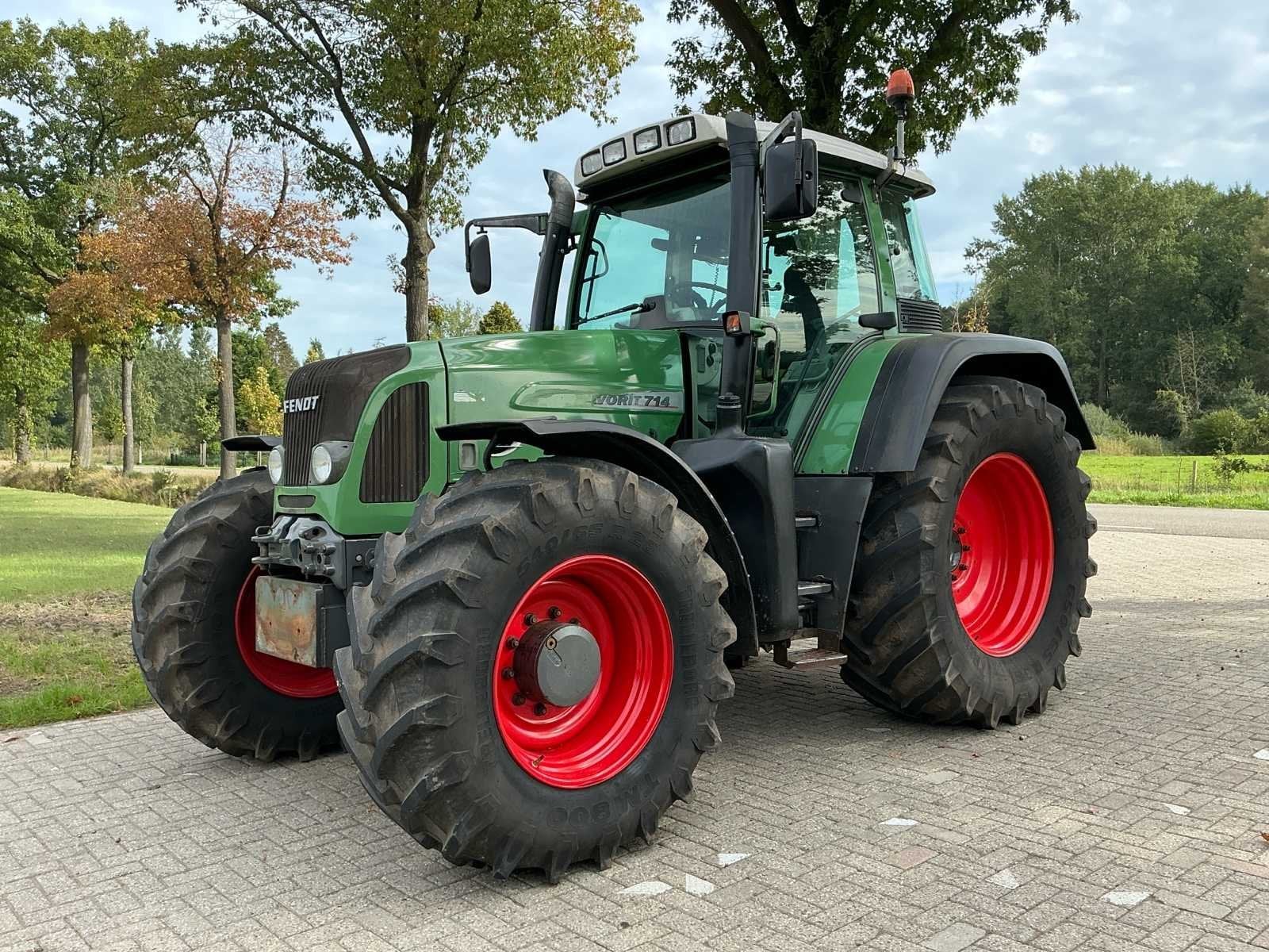 2005 Fendt Favorit 714 Vario Vierwielaangedreven landbouwtra, Gebruikt, Fendt