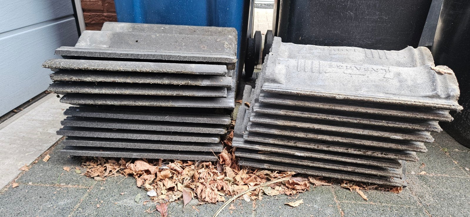 Lafarge Sneldek dakpannen - 20 stuks, Doe-het-zelf en Verbouw, Dakpannen en Dakbedekking, Ophalen, Gebruikt, Steen of Klei, 15 m² of meer