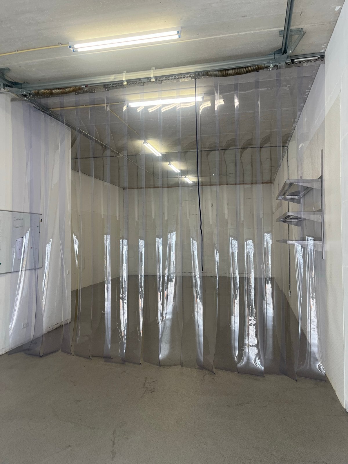 Strokengordijn PVC - 425cm breed (uitbreidbaar) x 375cm hoog, Ophalen, Zo goed als nieuw, Gordijn