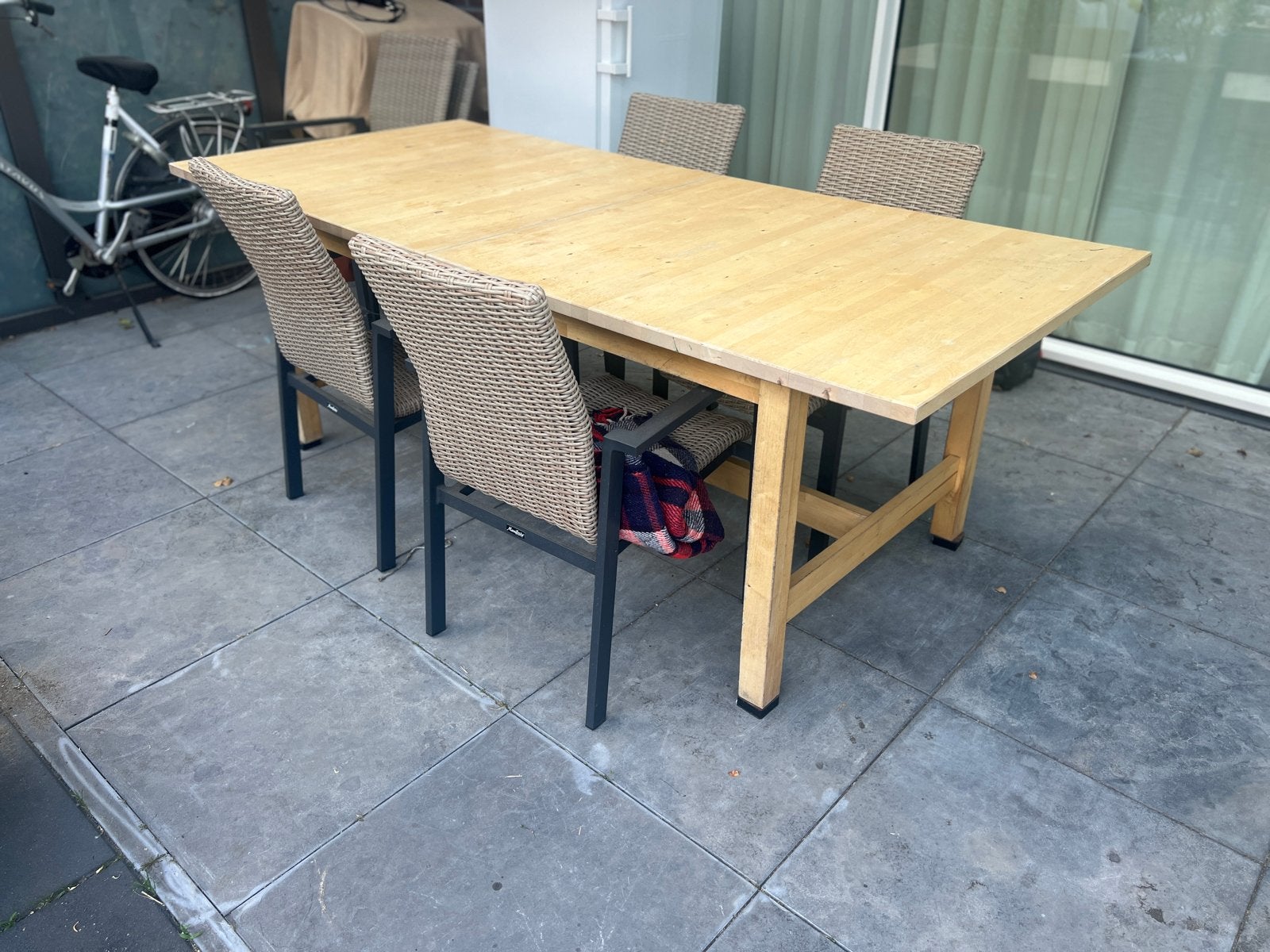 IKEA NORDEN Uitschuifbare Eettafel Massief Beukenhout, Ophalen, Gebruikt, 50 tot 100 cm, Vijf personen of meer