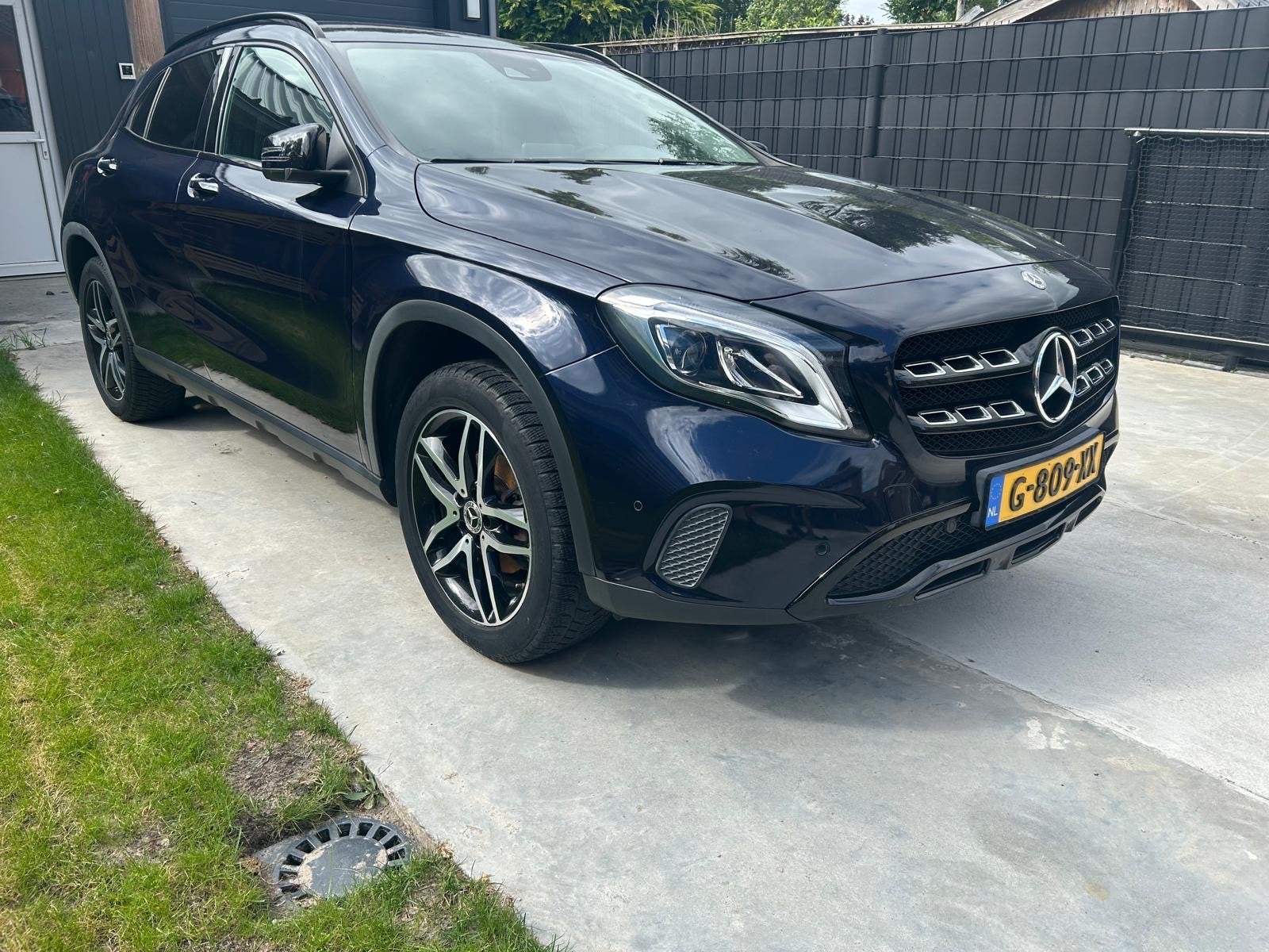 Mercedes-Benz GLA Gla200 1.6 115KW Aut7 2018 Blauw, Auto's, Mercedes-Benz, GLA, Benzine, SUV of Terreinwagen, Automaat, Geïmporteerd