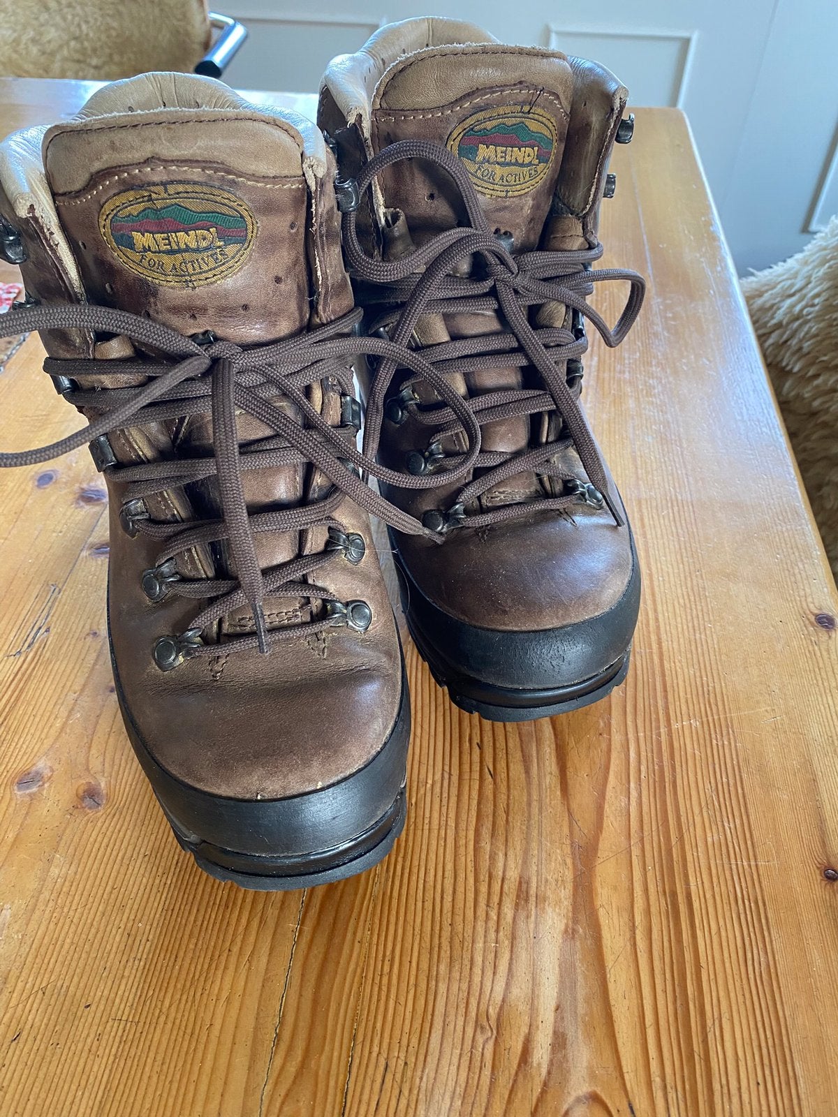 Meindl Islands Lady MFS GTX maat 40/6,5, Ophalen of Verzenden, Zo goed als nieuw, Schoenen
