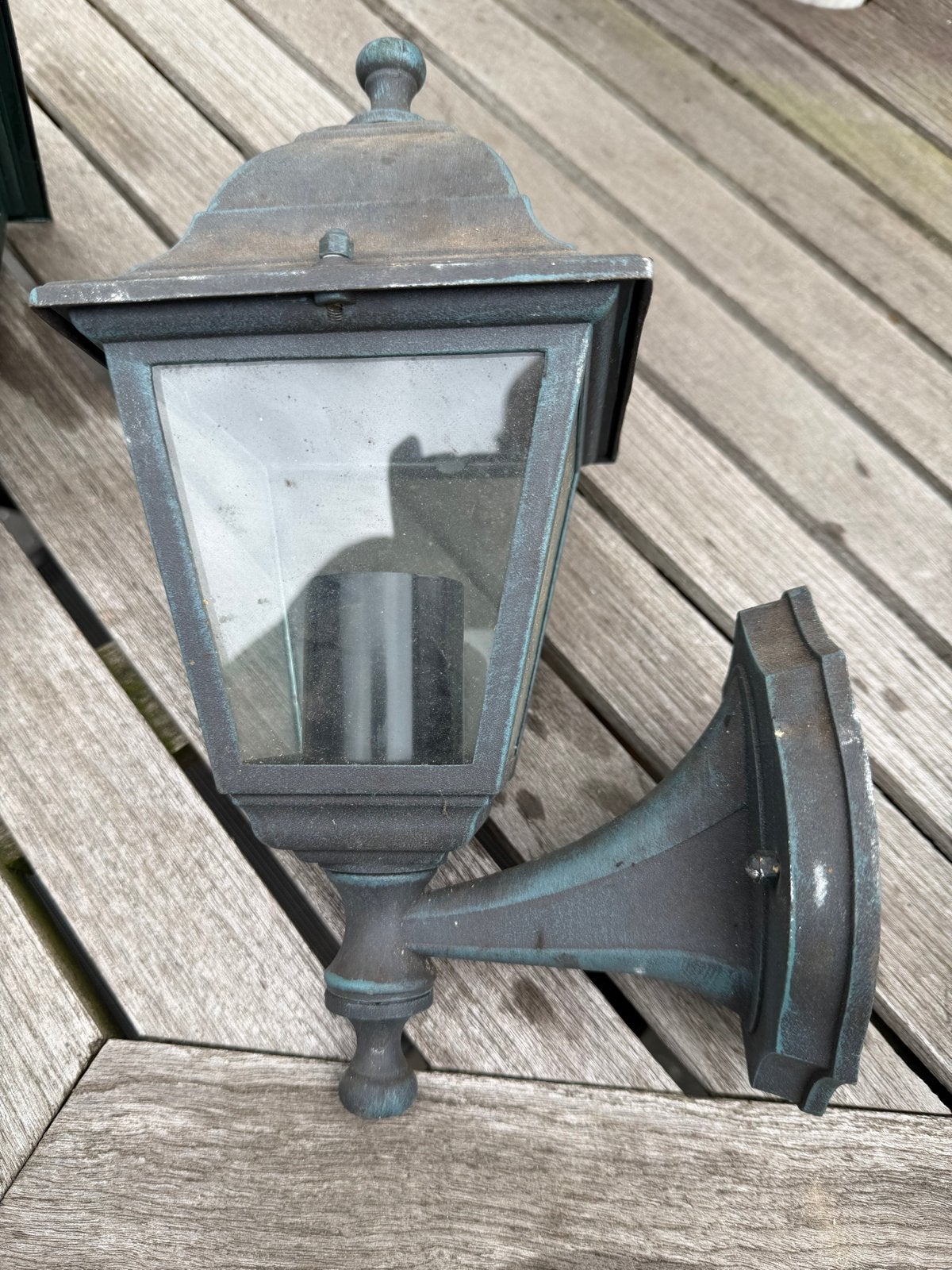 Buitenlampen - Klassieke Wandlampen (2 stuks), Ophalen, Overige materialen, Gebruikt, Minder dan 50 watt