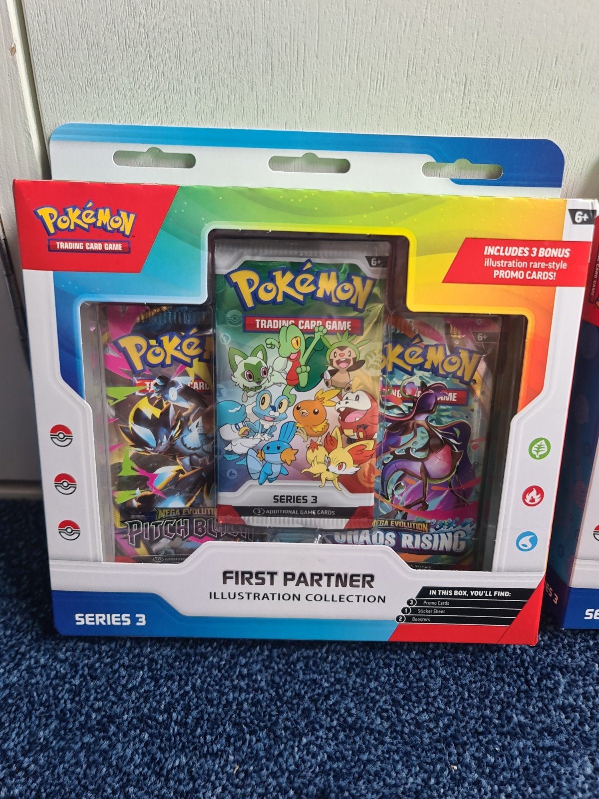 Pokémon TCG First Partner Illustration Collection Series 3, Ophalen of Verzenden, Nieuw, Booster