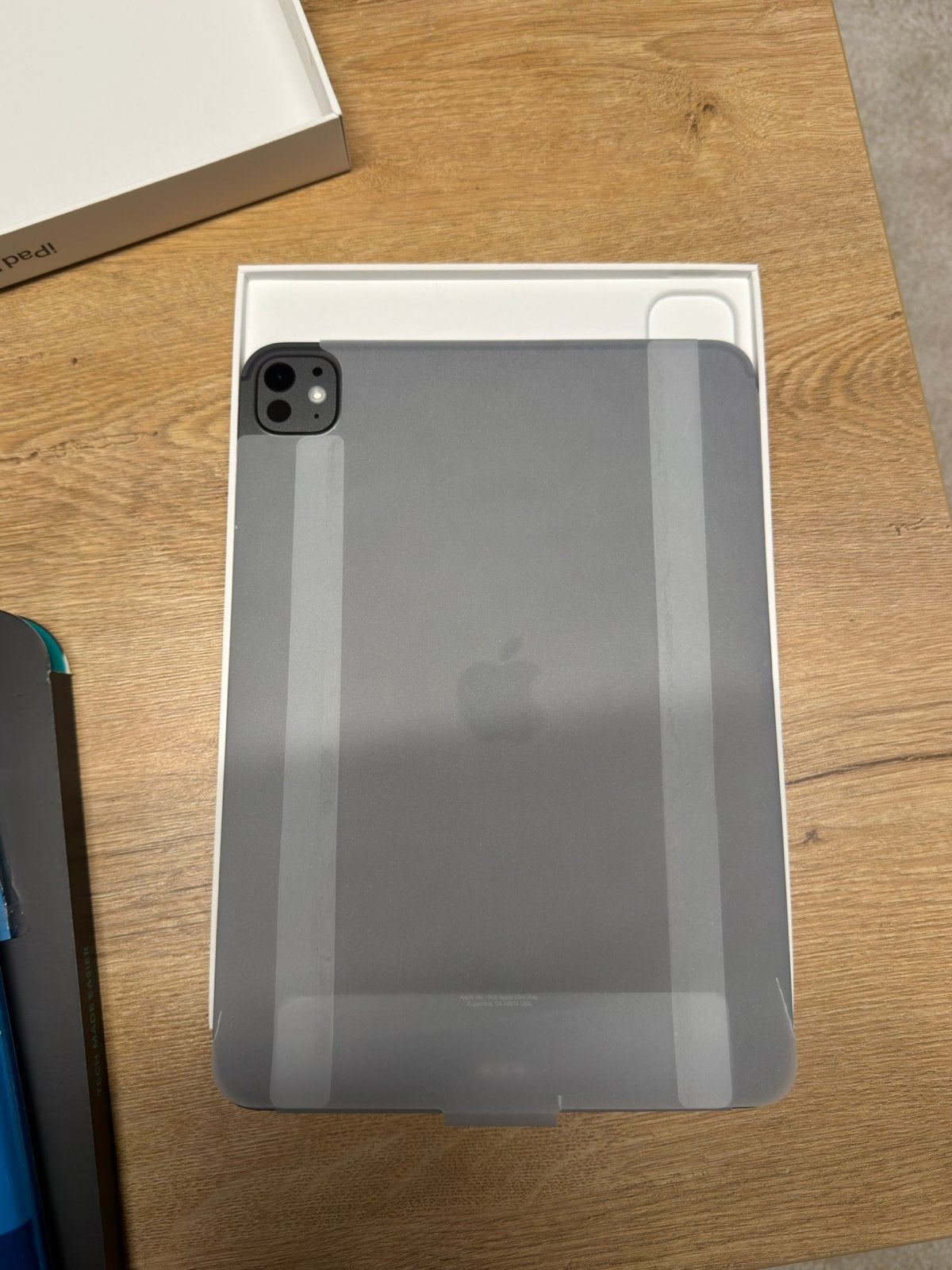 Foto 7 van Apple iPad Pro 11-inch 256Gb Wi-Fi Spacegrijs (2026)