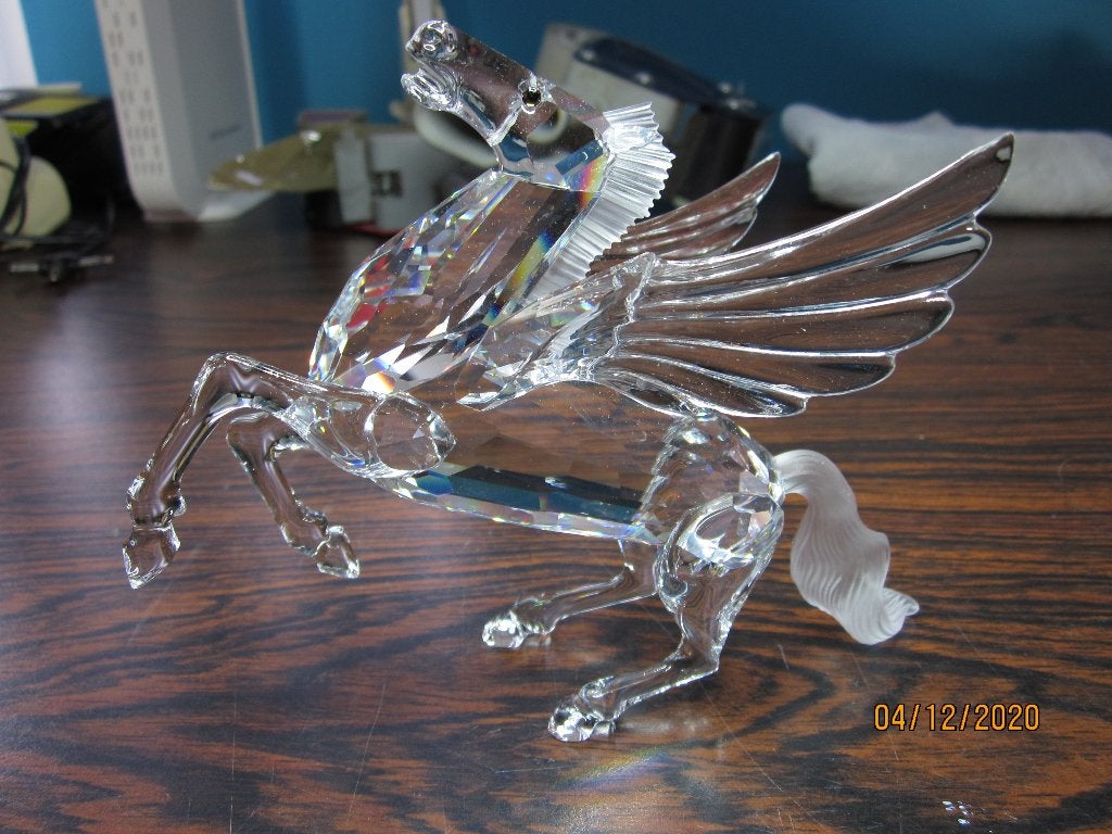Swarovski jaarstuk Pegasus incl. doos & certificaat, Ophalen of Verzenden, Nieuw, Figuurtje
