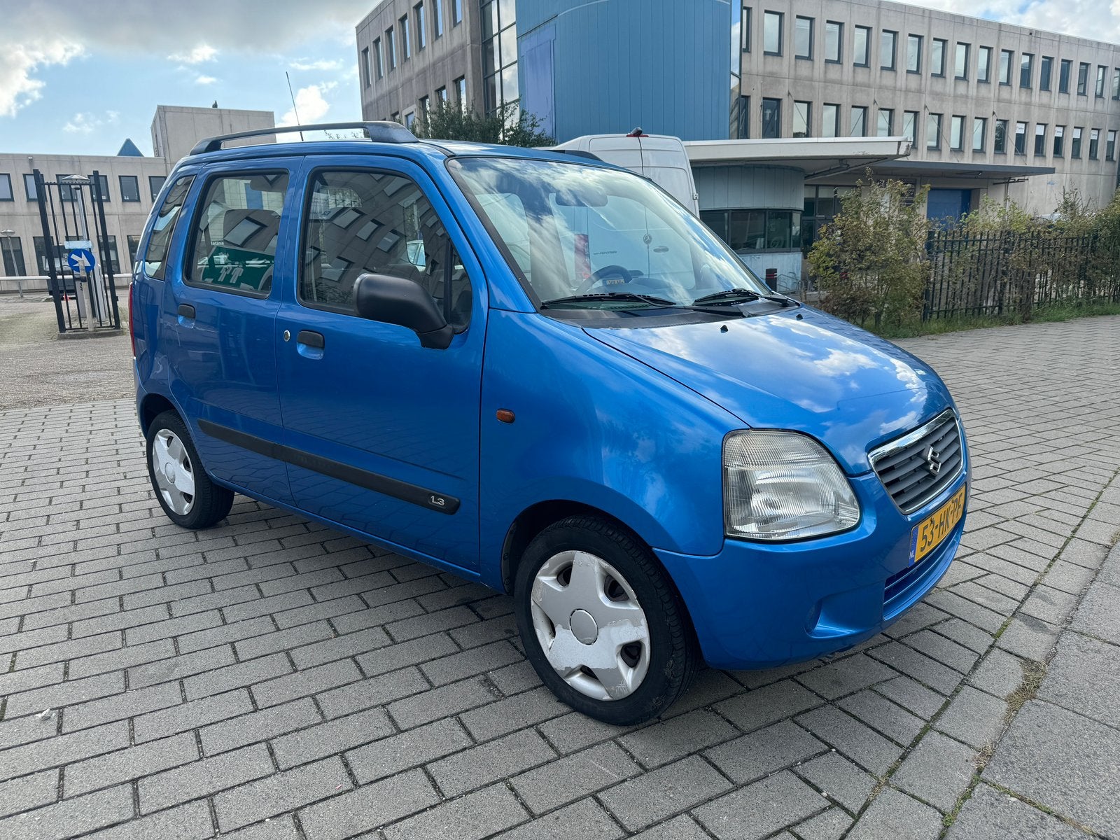 Suzuki Wagon R+ 1.3 AUT 2001 Blauw unieke stand, Auto's, Stof, 40 €/maand, Zwart, 905 kg