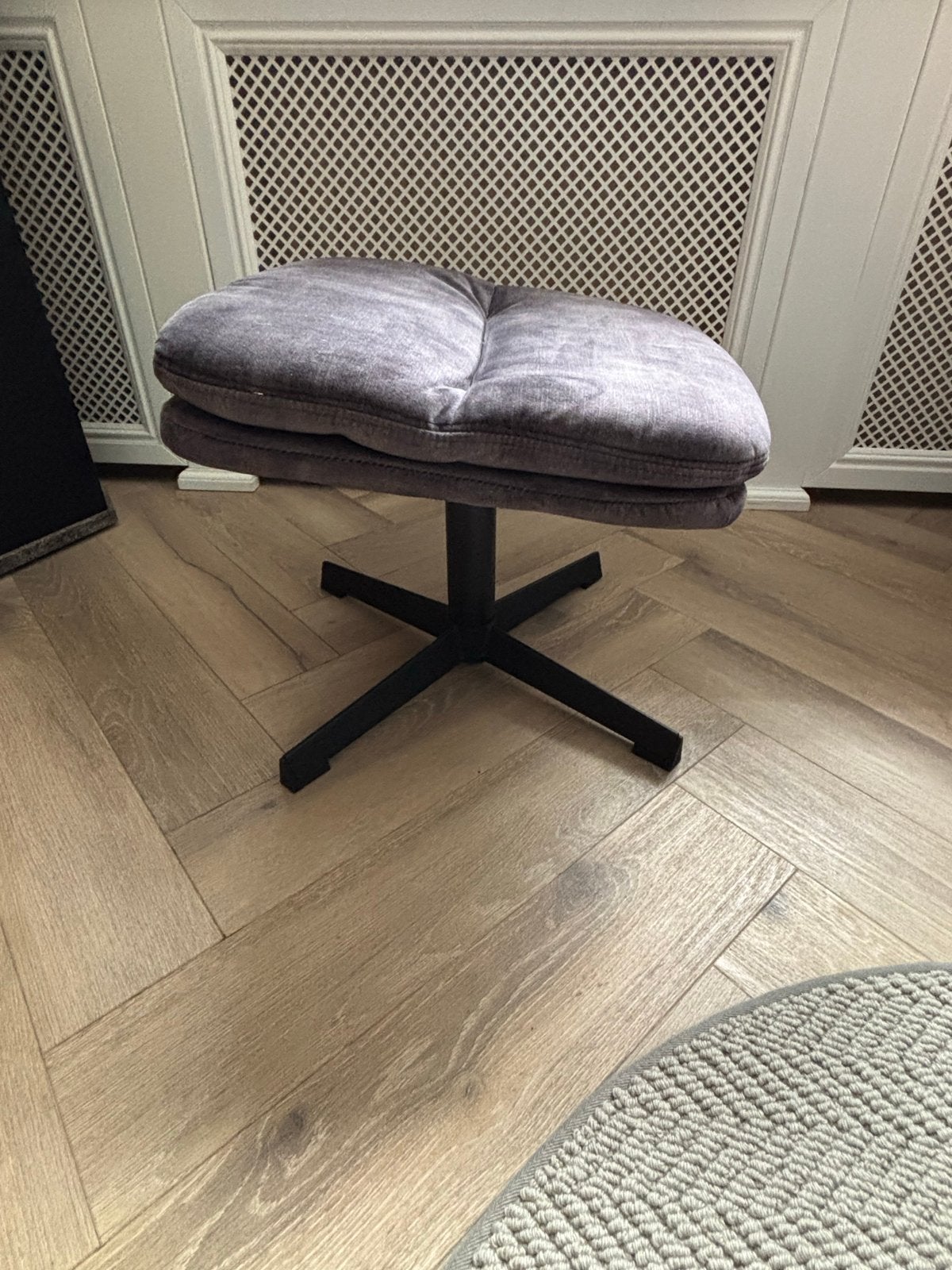 Antraciet Grijze hocker / voetenbankje lederlook, Ophalen, Lederlook, Vierkant, Minder dan 50 cm