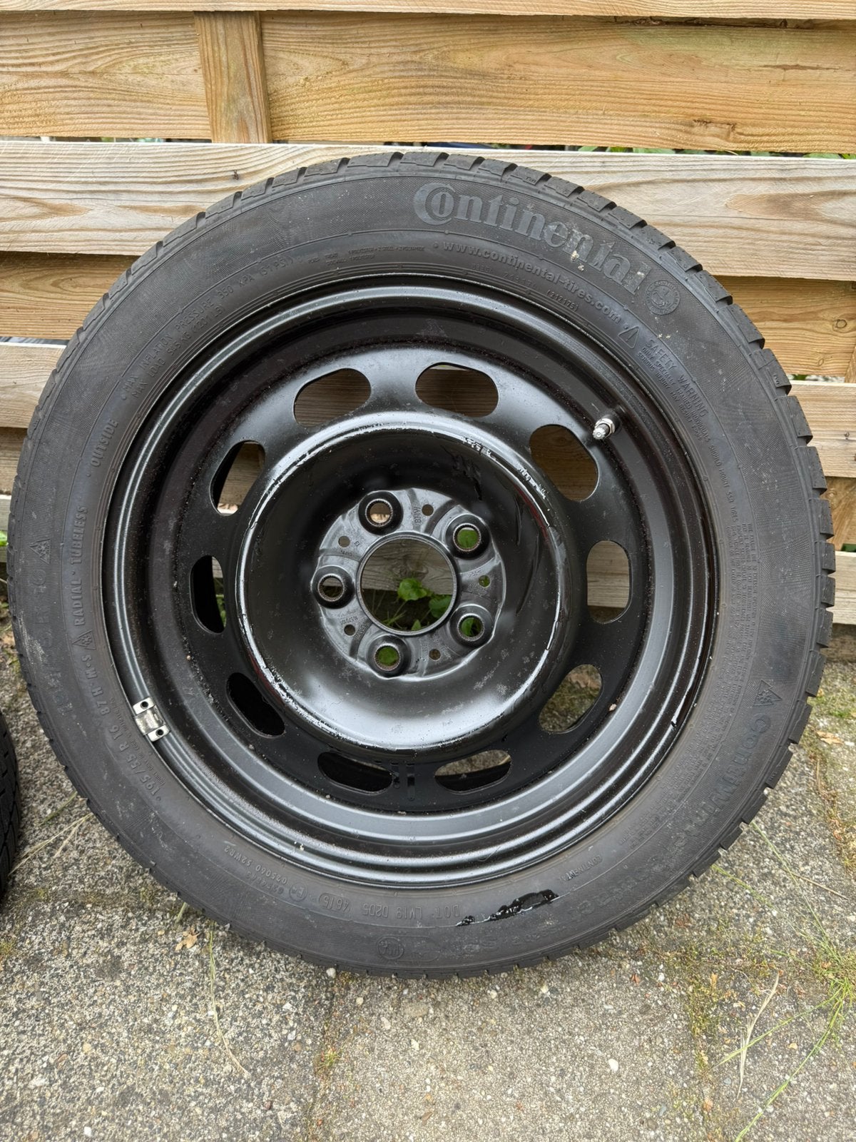 Continental winterbanden op stalen velgen –zo goed als nieuw, Ophalen, Zo goed als nieuw