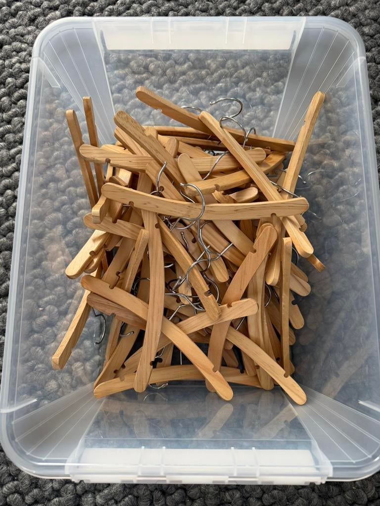 Babyhangers Hema 70 stuks, Ophalen of Verzenden, Zo goed als nieuw