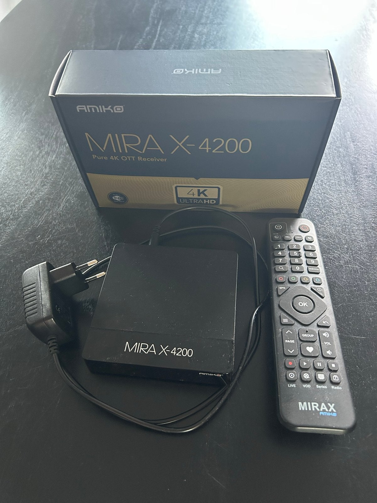 Amiko Mira X-4200 Pure 4K OTT Receiver, Ophalen of Verzenden, Zo goed als nieuw, Decoder