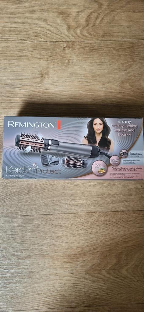 Remington Keratin Protect Roterende Föhnborstel 1000W, Ophalen of Verzenden, Zo goed als nieuw, Föhn of Haardroger