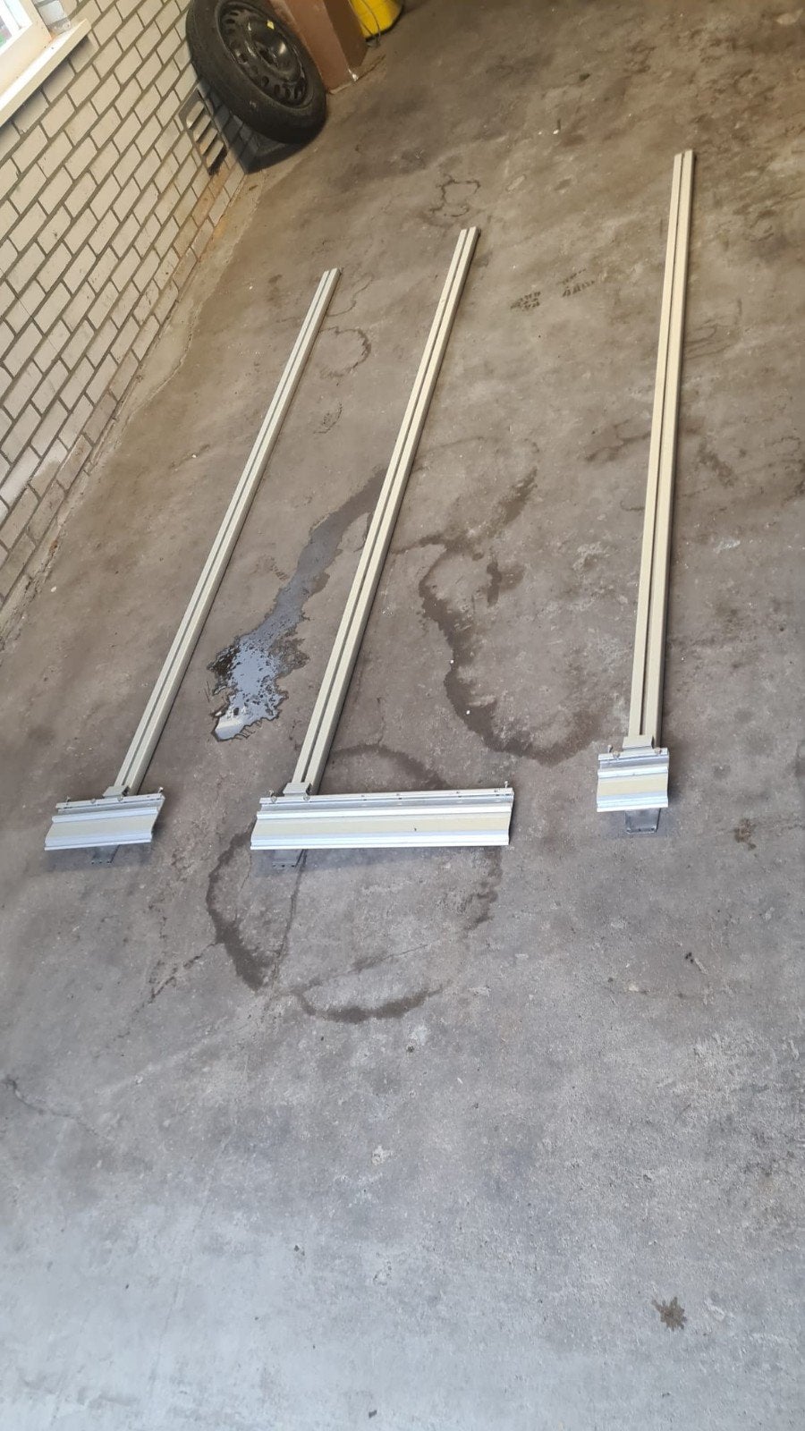 3 x thule montage rail 6300 6200 9300, Ophalen, Zo goed als nieuw