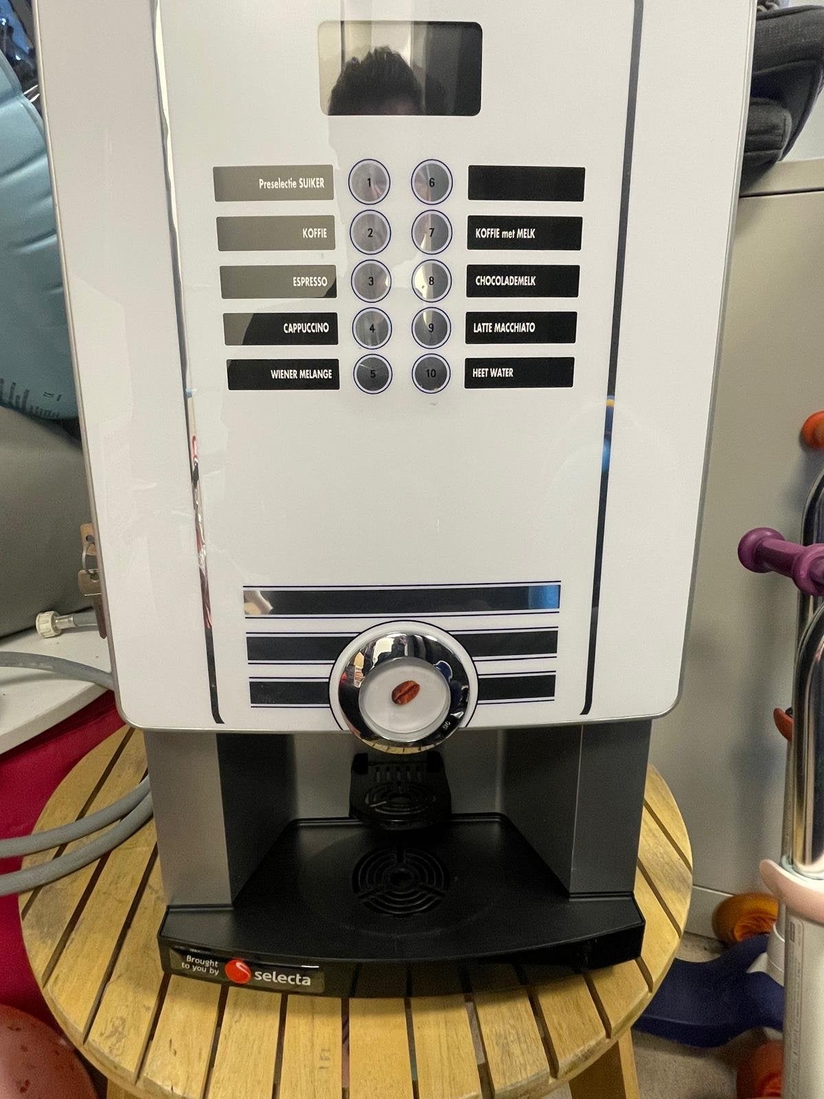 Selecta Rheavendors Compact Koffieautomaat, Ophalen, Gebruikt, Overige typen, 10 kopjes of meer