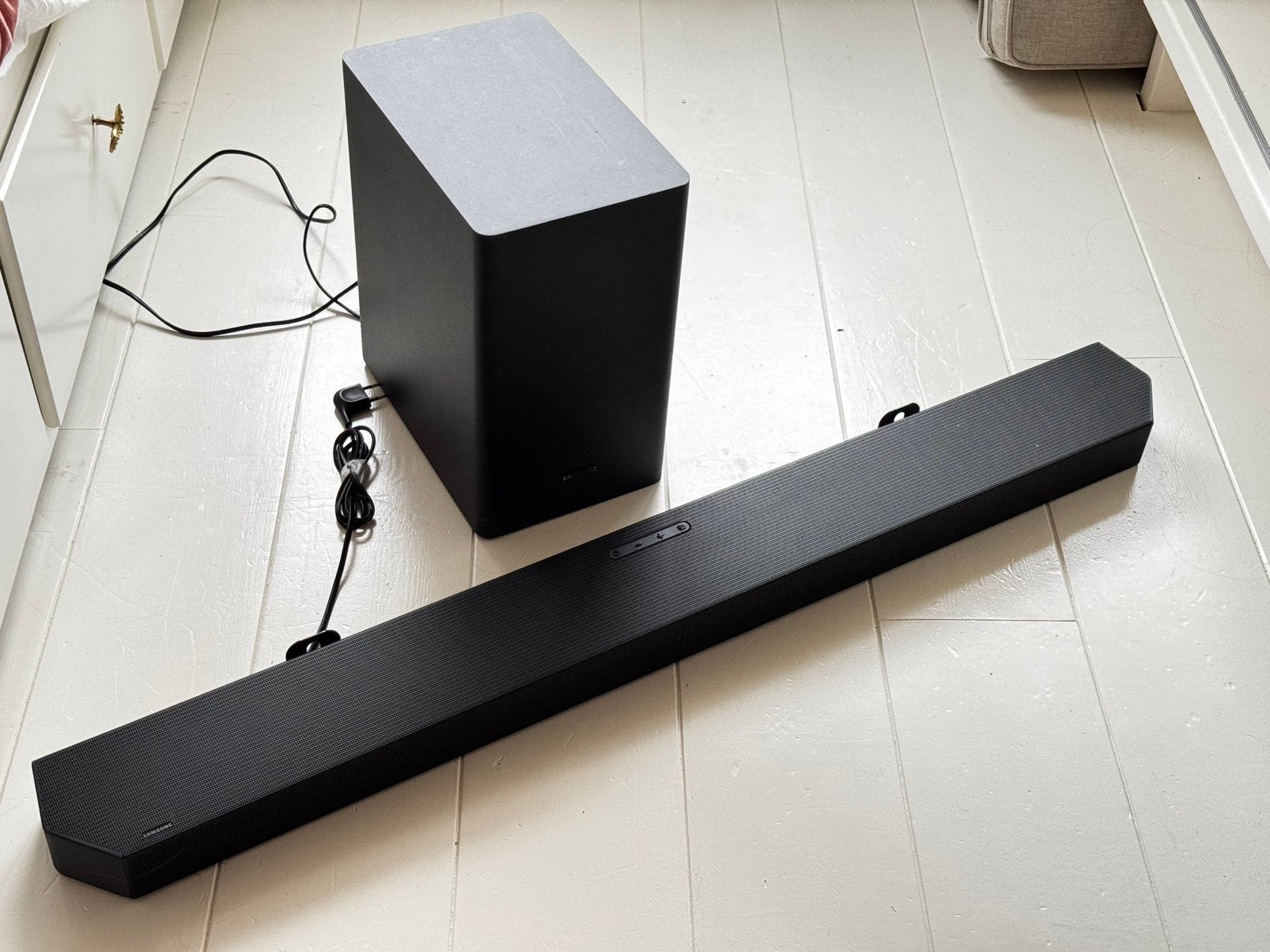 Foto 2 van Soundbar samsung HW-Q700C