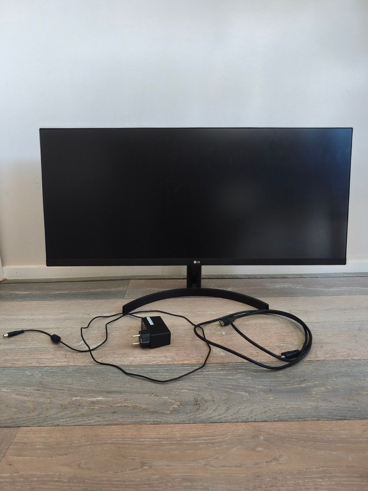 34WN700-B – 34" UltraWide QHD Monitor, Computers en Software, Monitoren, Ophalen, Zo goed als nieuw, 61 t/m 100 Hz, Quad HD (2K)