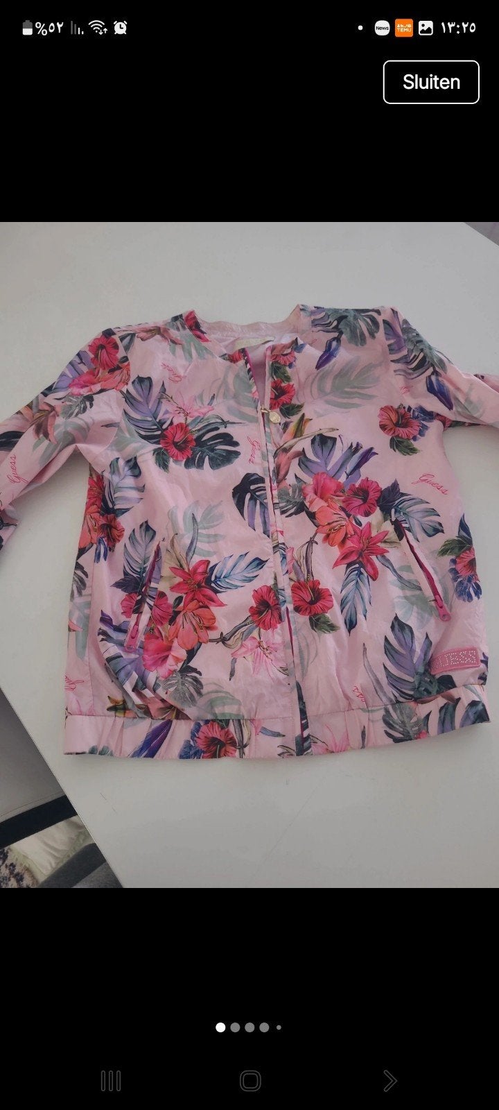 zomer jasje Guess Roze Bloemen Bomberjack Maat S, Maat 38/40 (M), Guess, Ophalen of Verzenden, Zo goed als nieuw