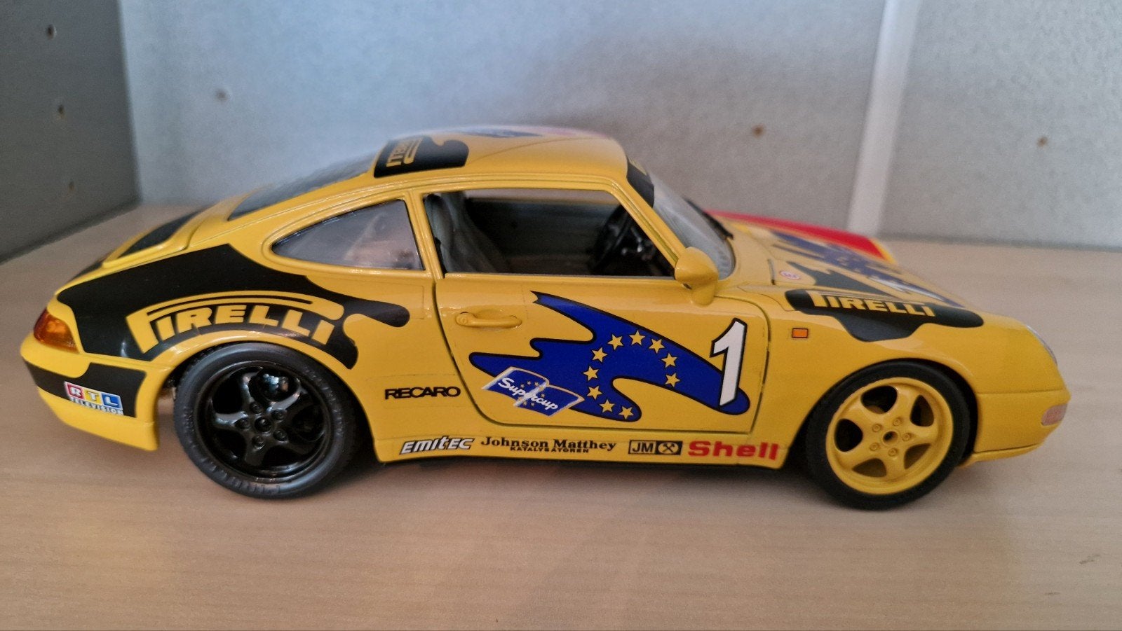Bburago Porsche 911 Carrera (1993) modelauto 1:18, Hobby en Vrije tijd, Modelauto's | 1:18, Ophalen of Verzenden