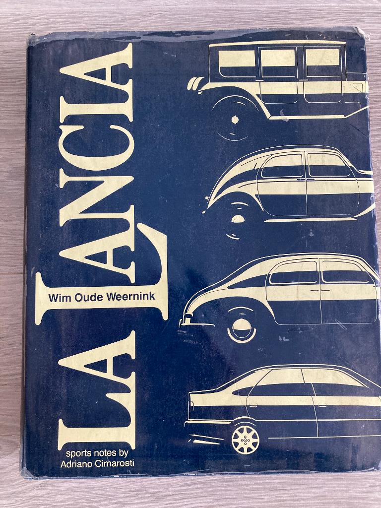 Verschillende klassieke auto boeken -Rolls Royce, Lancia etc, Boeken, Ophalen of Verzenden, Gelezen, Algemeen