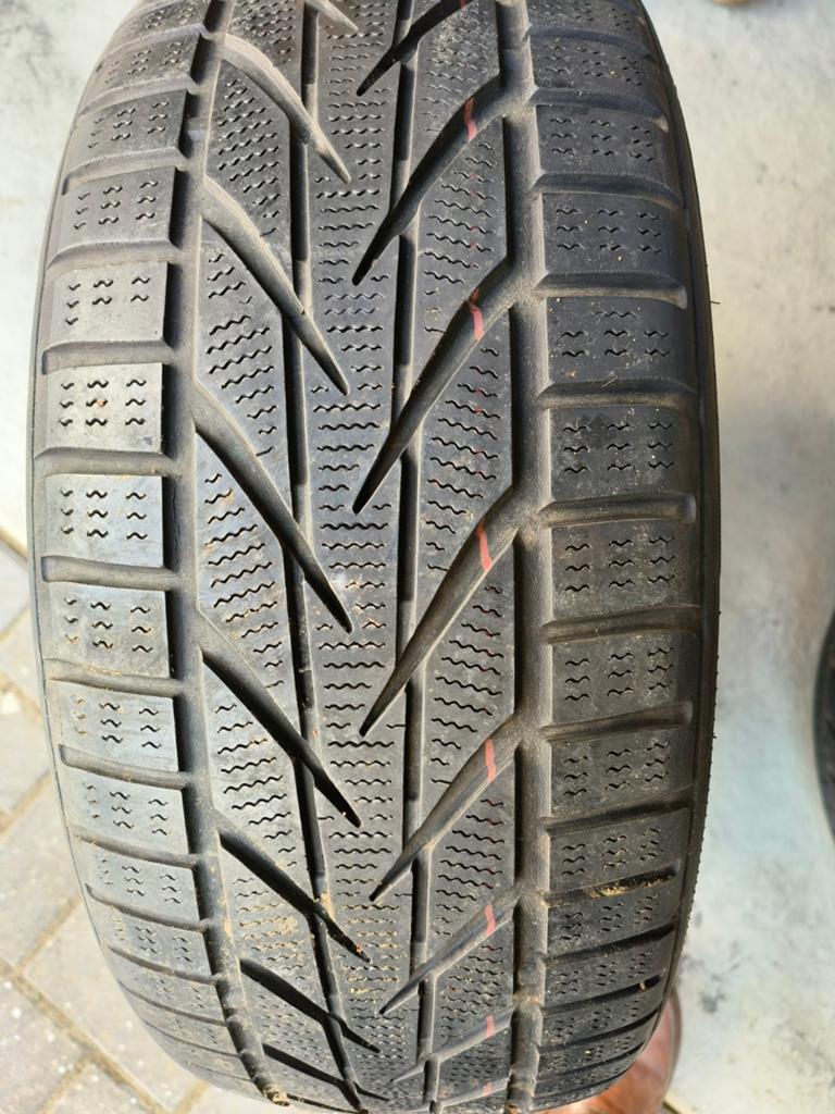 Aluminium velgen met winterbanden 205/45 R17 4x108, Ophalen, Gebruikt