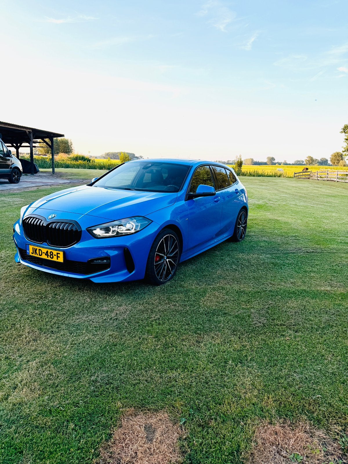 BMW 120i M Sport Pro 1 serie | 2024 | Automaat | Panorama, Auto's, BMW, 1998 cc, 15 km/l, 4 cilinders, Leder en Stof