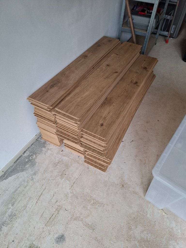 Sencys laminaat, Ophalen, Bruin, Zo goed als nieuw, 25 tot 50 m²