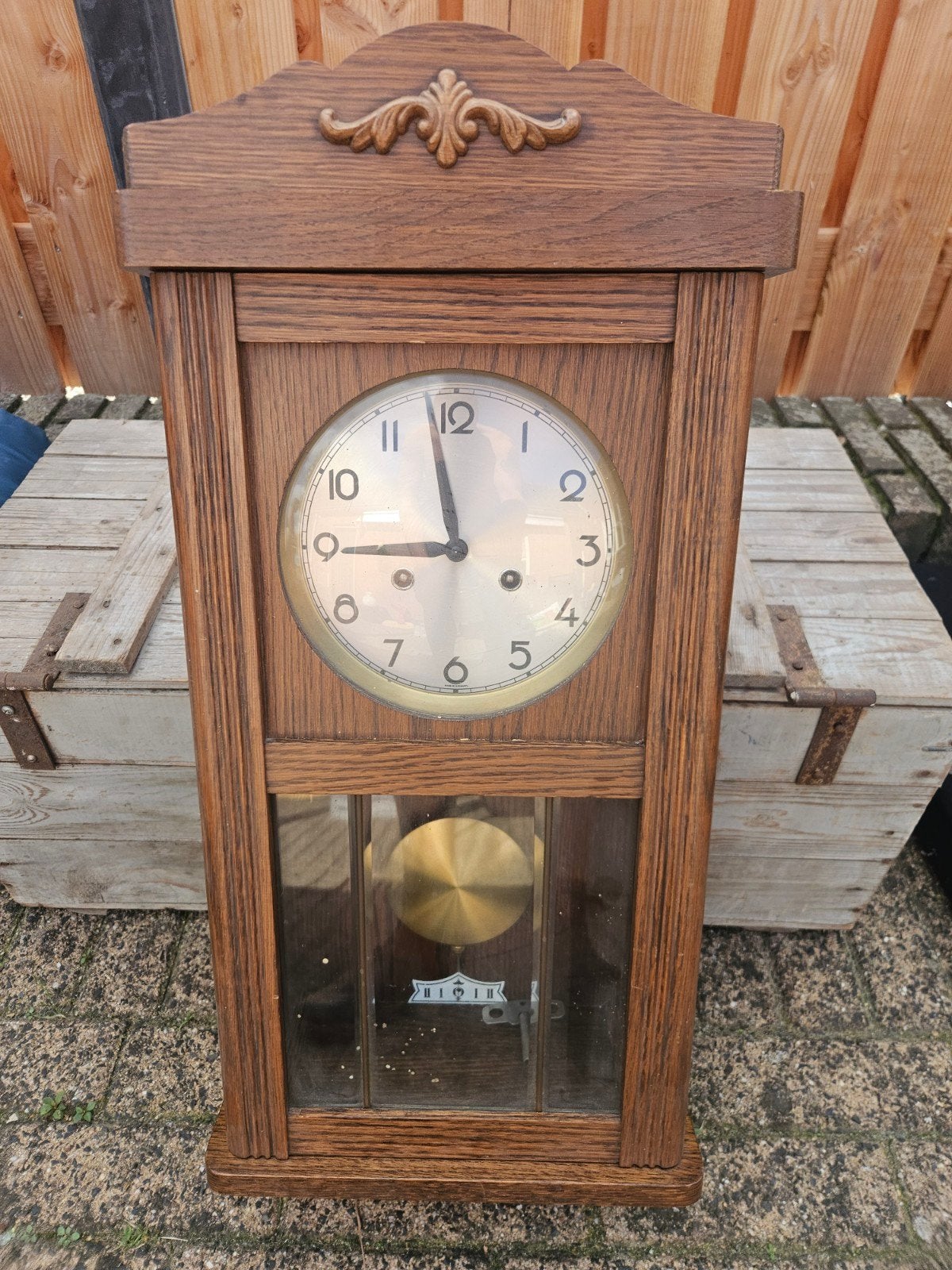 Antieke houten wandklok met slinger, Ophalen of Verzenden