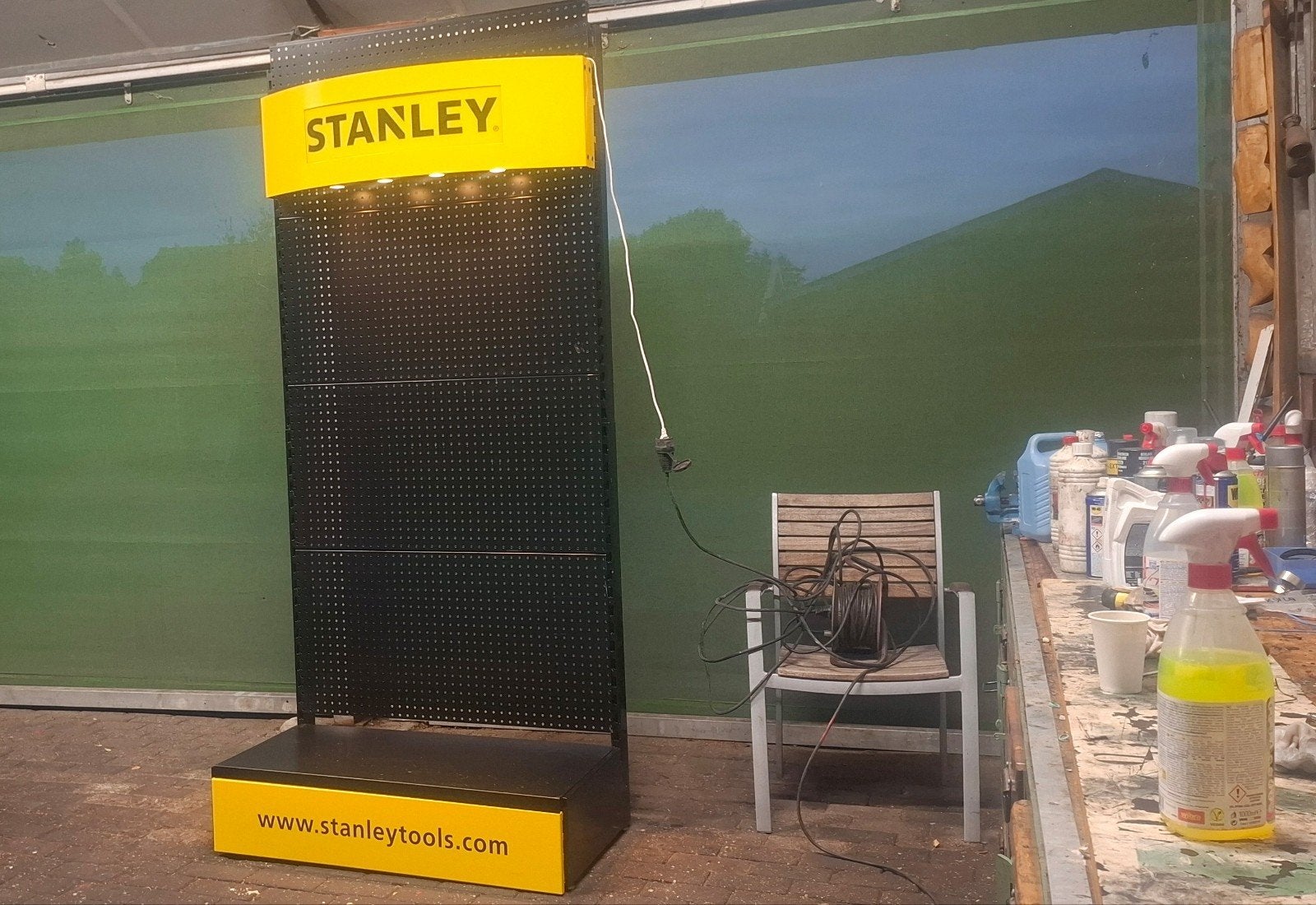 Stanley en Irwin gereedschap display/winkelrek, Ophalen, Zo goed als nieuw, Lichtbak of (neon) lamp
