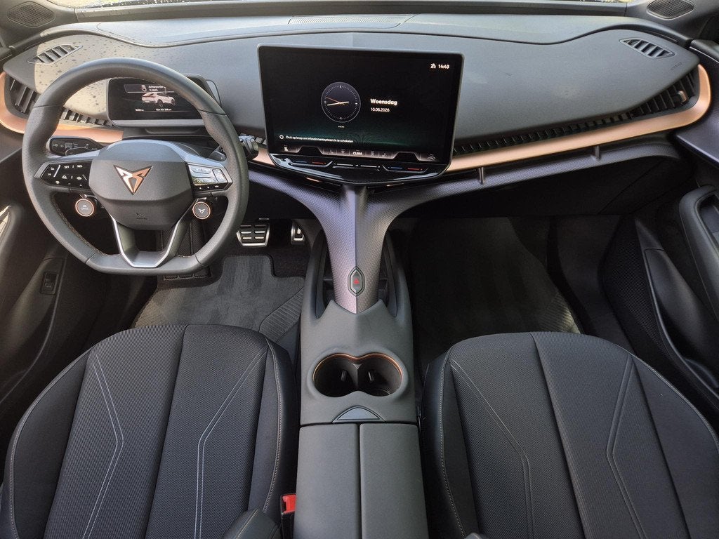 CUPRA Tavascan Business 82 kWh / Fabrieksgarantie t/m 8-2027, Auto's, Cupra, Automaat, Gebruikt, Zwart, 82 kWh