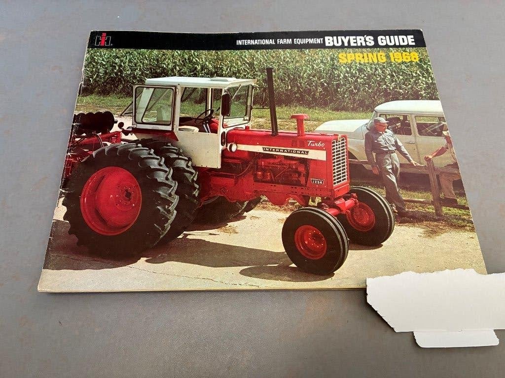 International Harvester trekker tractor folder brochure, Ophalen of Verzenden, Gelezen