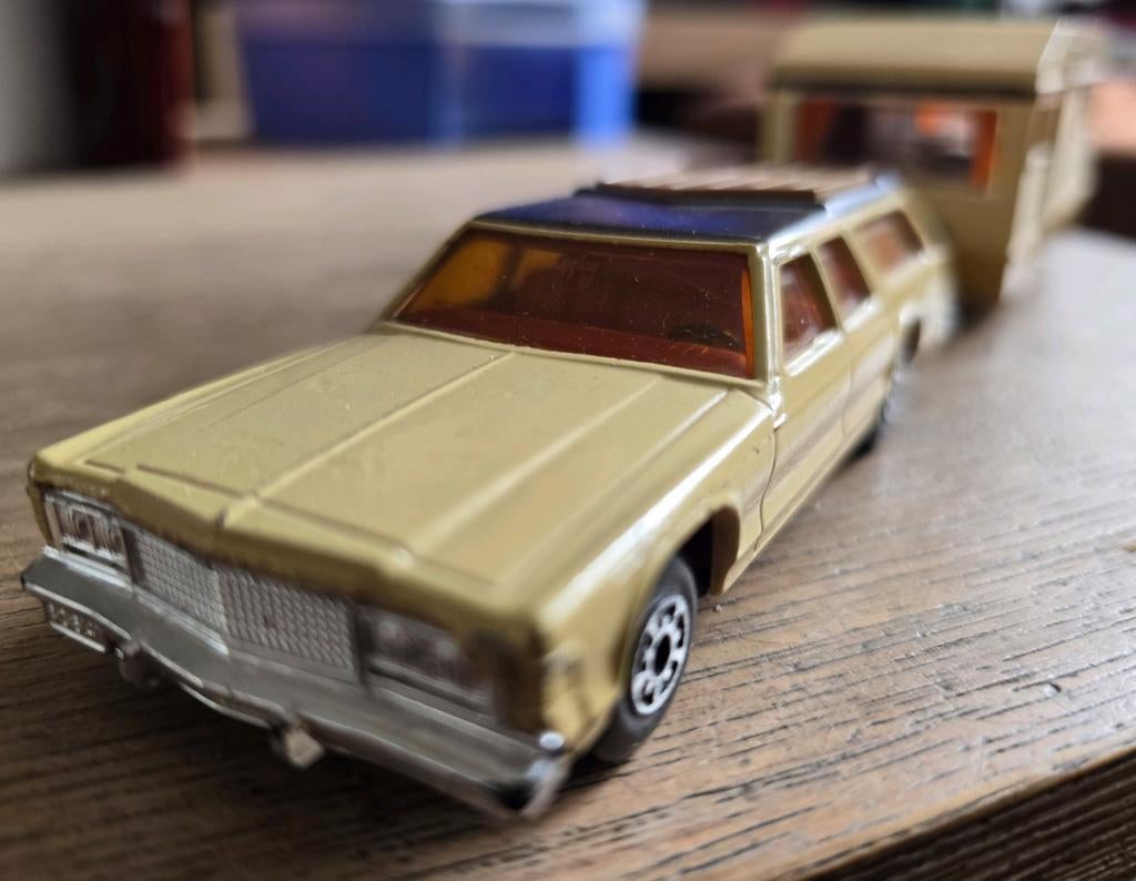 Dodge Monaco Estate met Europa Caravan 1976 Matchbox, Ophalen of Verzenden, Zo goed als nieuw, Auto, Matchbox