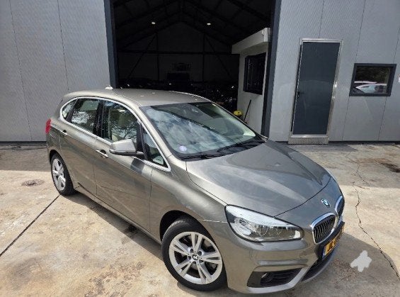 BMW 2-serie Active Tourer 225xe Centennial High Executive, Automaat, 136 pk, Gebruikt, Euro 6