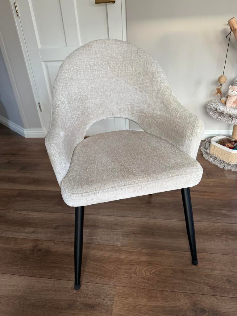 6 nette boucle stof eetkamerstoelen, Huis en Inrichting, Stoelen, Overige kleuren, Japani , hotel chique, Ophalen of Verzenden