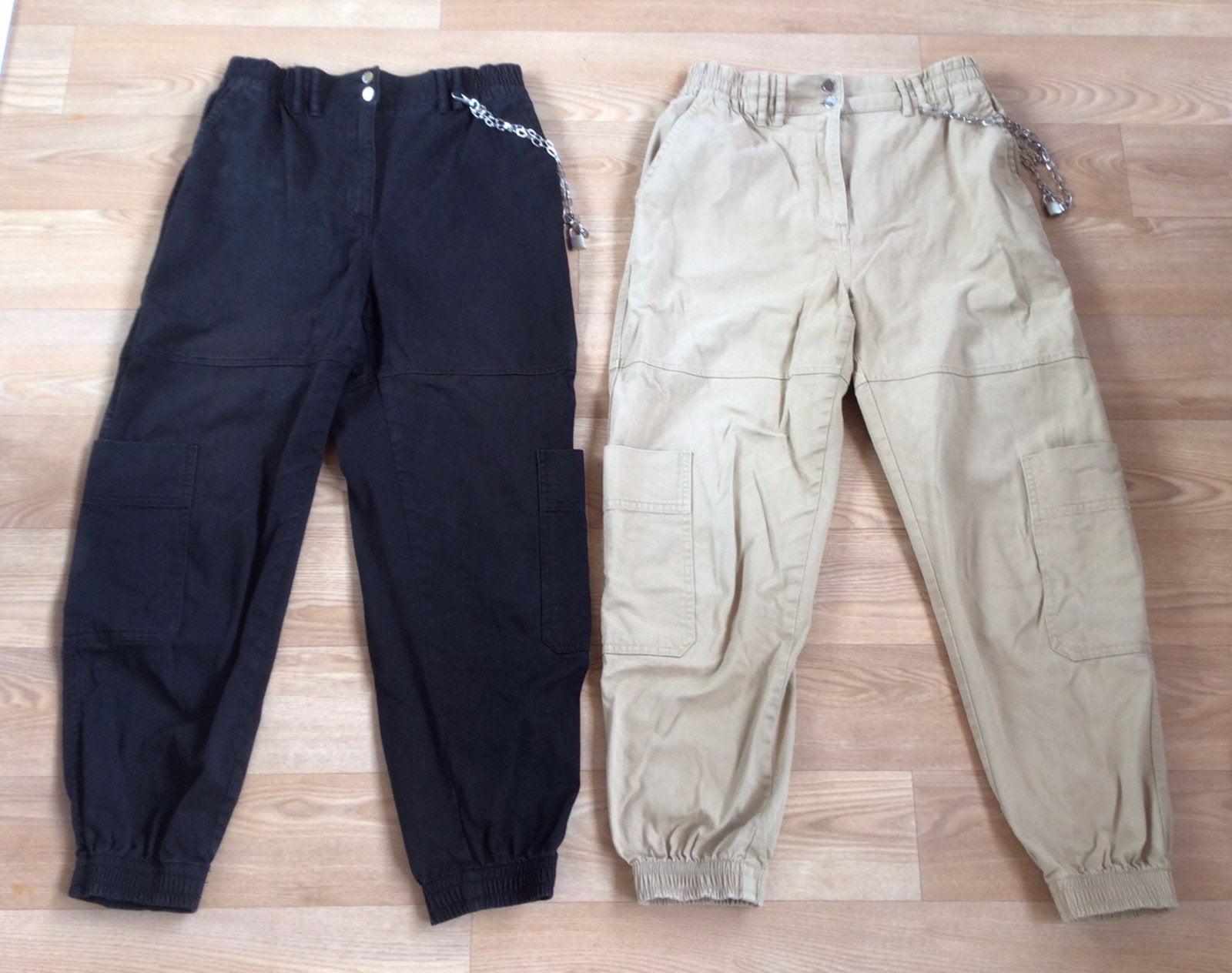 2 cargo broeken van de Bershka, maat 40, Maat 38/40 (M), Zwart, Ophalen of Verzenden, Lang