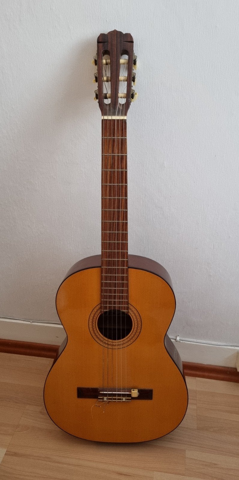 gitaar peerless met aansluiting versterker, Muziek en Instrumenten, Ophalen, Gebruikt, Klassieke of Spaanse gitaar