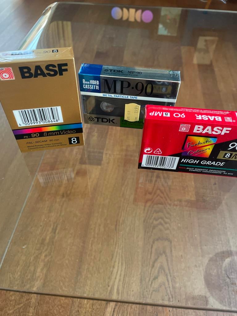 Nieuwe 8mm videocassettes: 2x BASF, 1x TDK (90 min), Ophalen of Verzenden, 8mm film