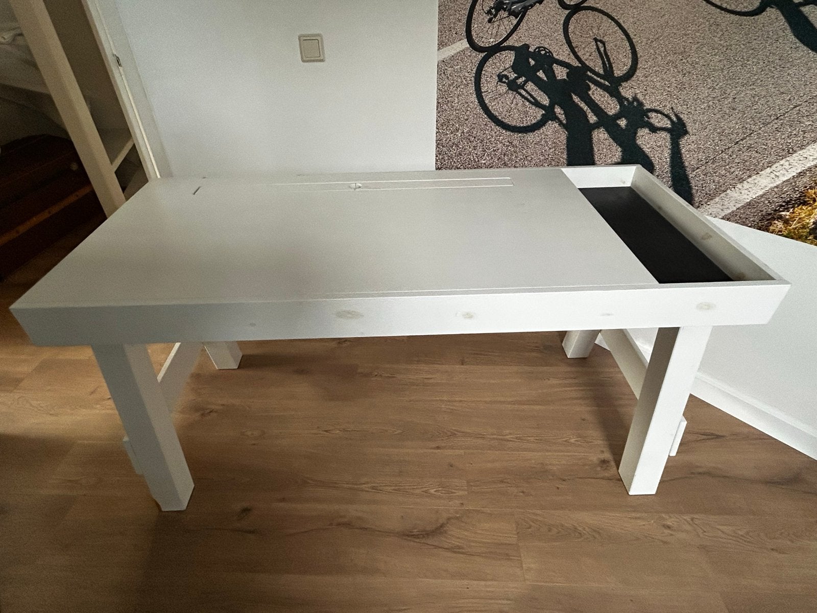 Bureau - met kabelgoot, Ophalen, Gebruikt