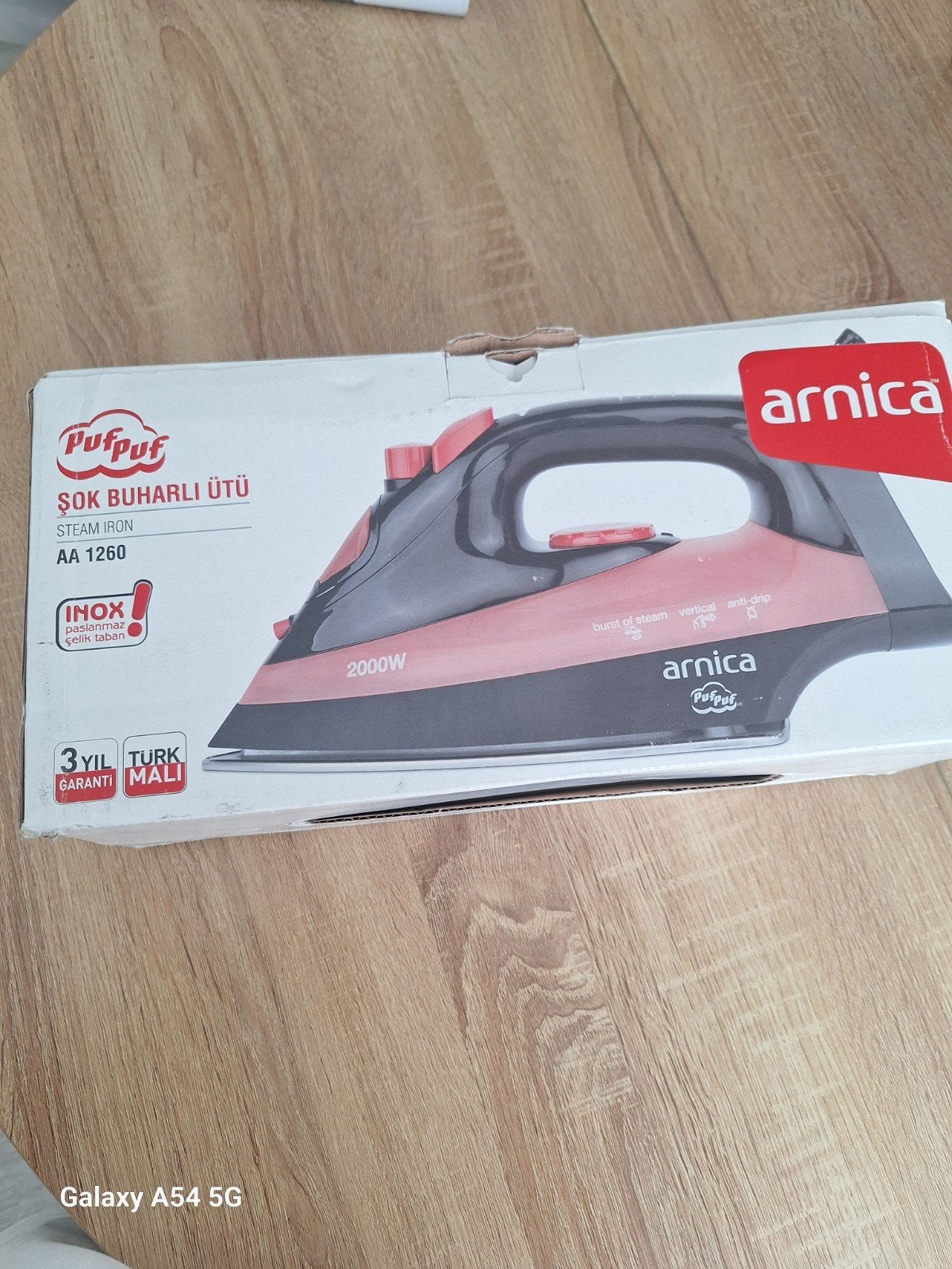 Arnica PufPuf AA 1260 Stoomstrijkijzer 2000W, Witgoed en Apparatuur, Ophalen of Verzenden, Zo goed als nieuw, Strijkijzer met snoer