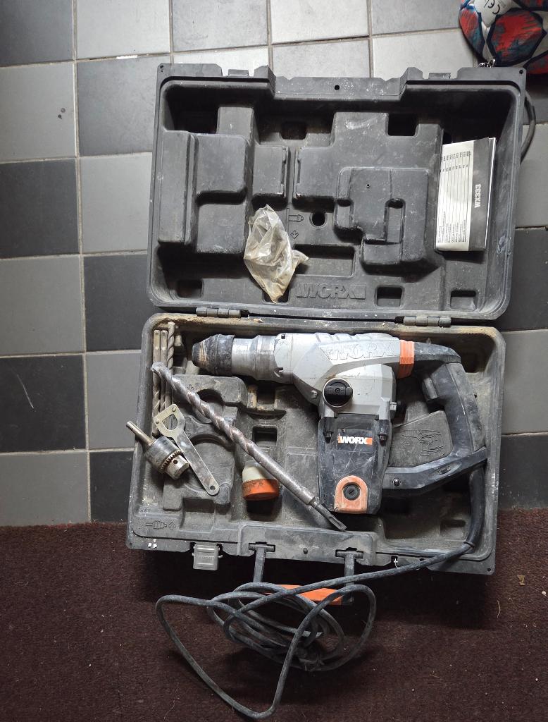 Boormachines Worx, Ophalen, Gebruikt, 400 tot 600 watt, Boormachine