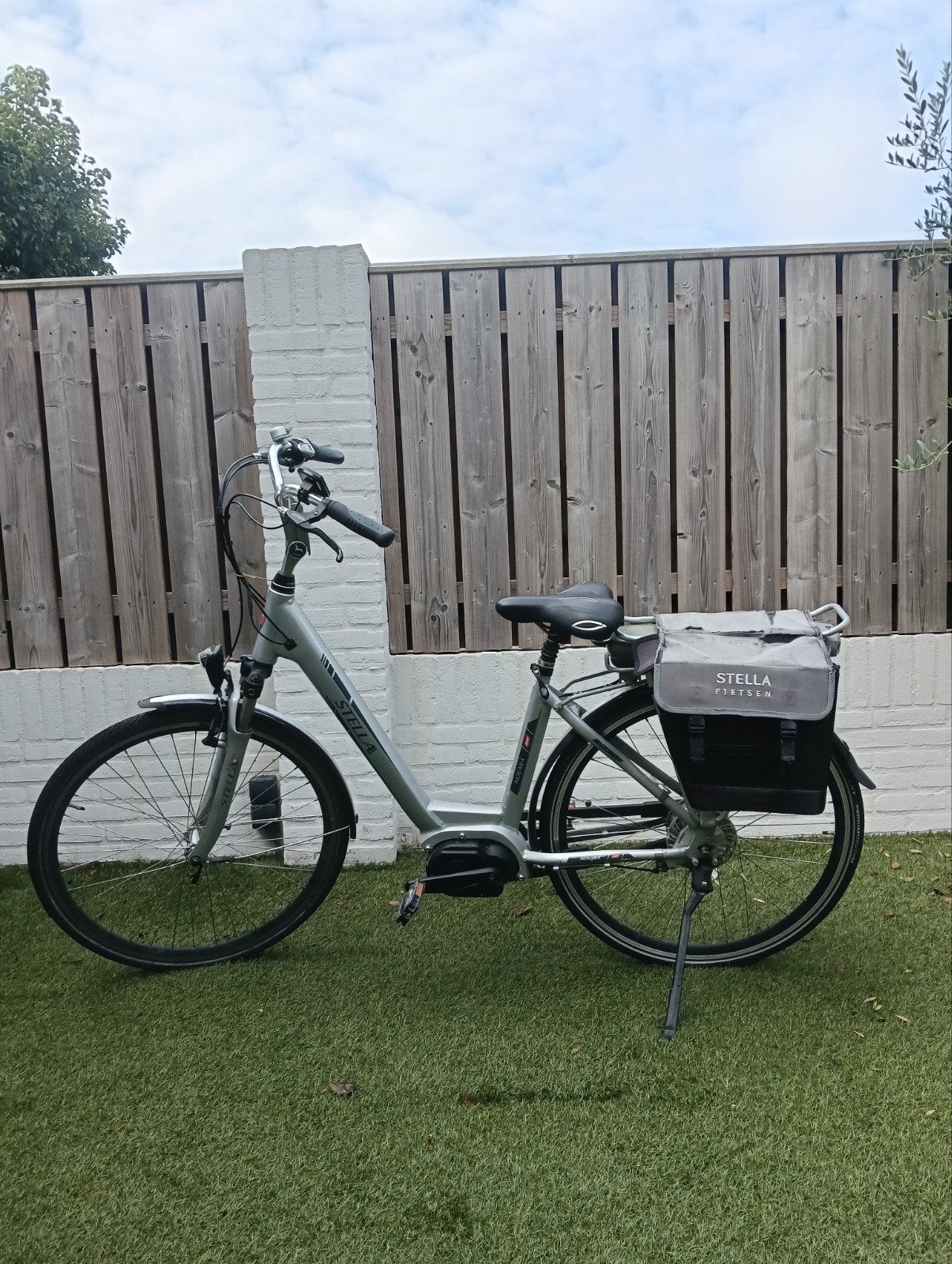 Stella Damesfiets - Onderdelen (middenmoter defect), 51 tot 55 cm, Ophalen, Gebruikt, Overige merken