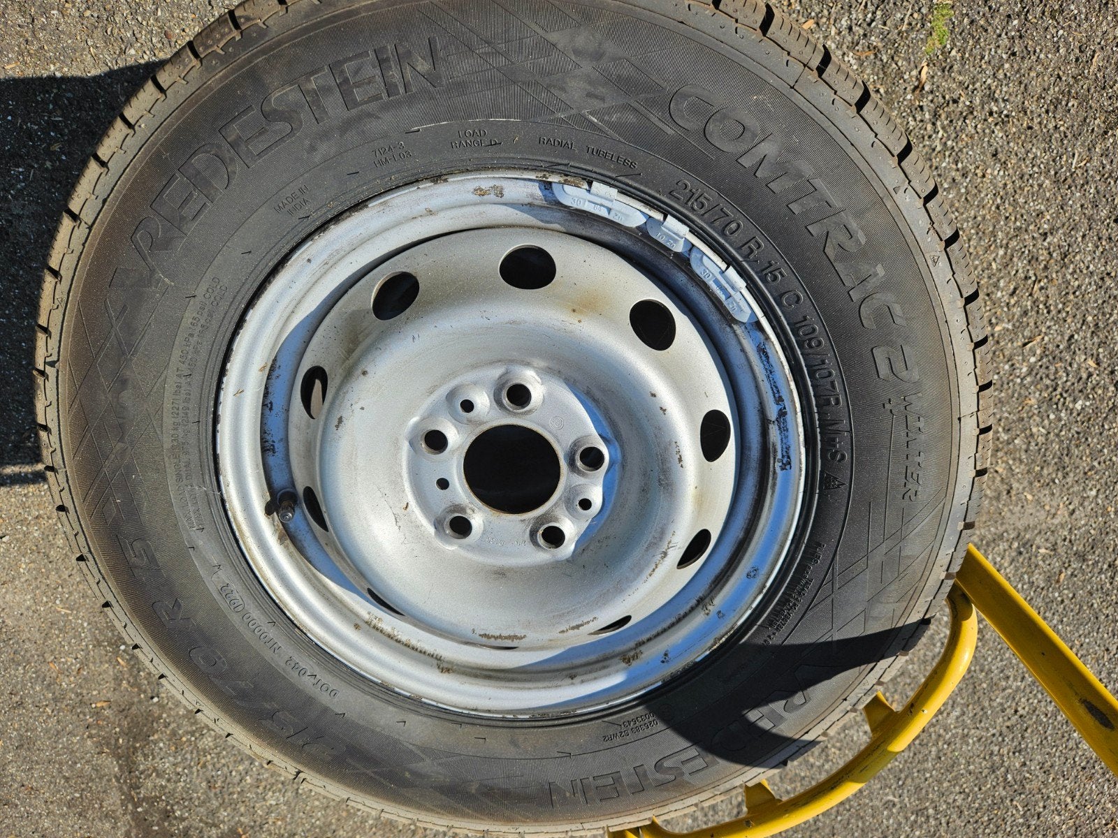 Vredestein Comtrac 2 Winterbanden op velg 215/70 R15C, 15 inch, Banden en Velgen, Bestelwagen, Gebruikt